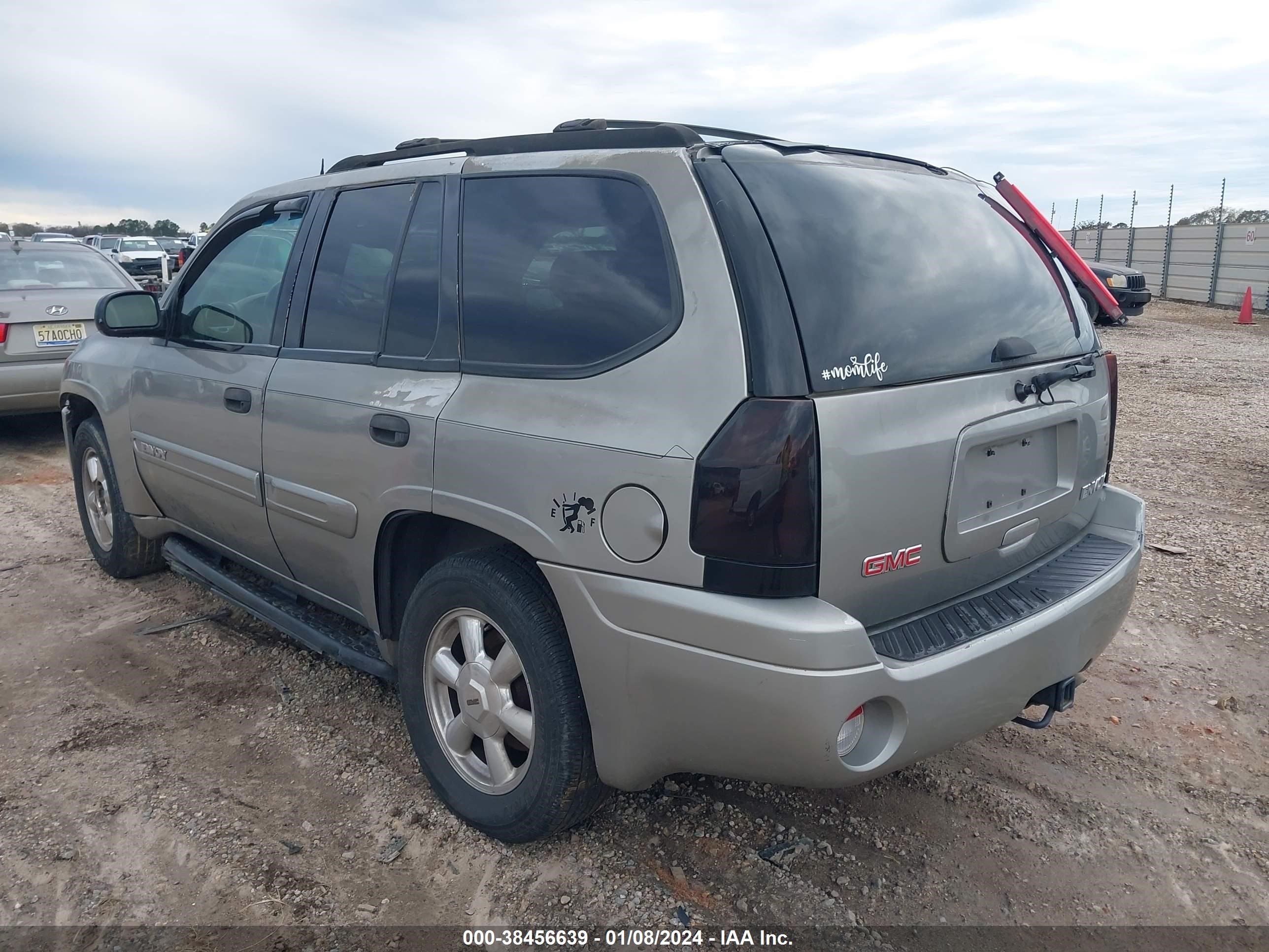 Photo 2 VIN: 1GKDS13S342132988 - GMC ENVOY 