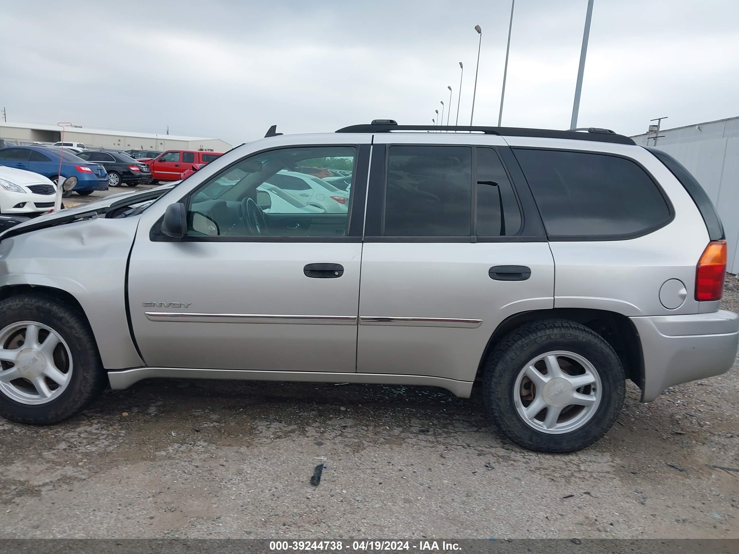 Photo 14 VIN: 1GKDS13S362237985 - GMC ENVOY 