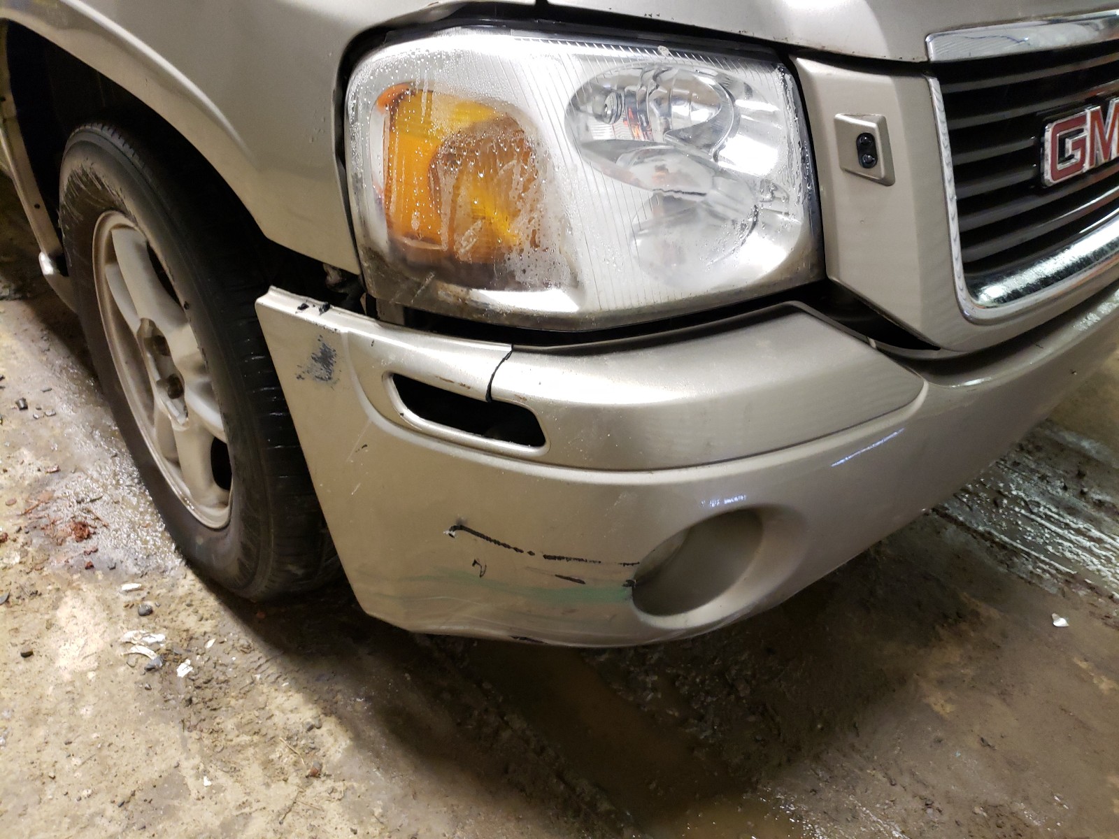 Photo 8 VIN: 1GKDS13S422110205 - GMC ENVOY 