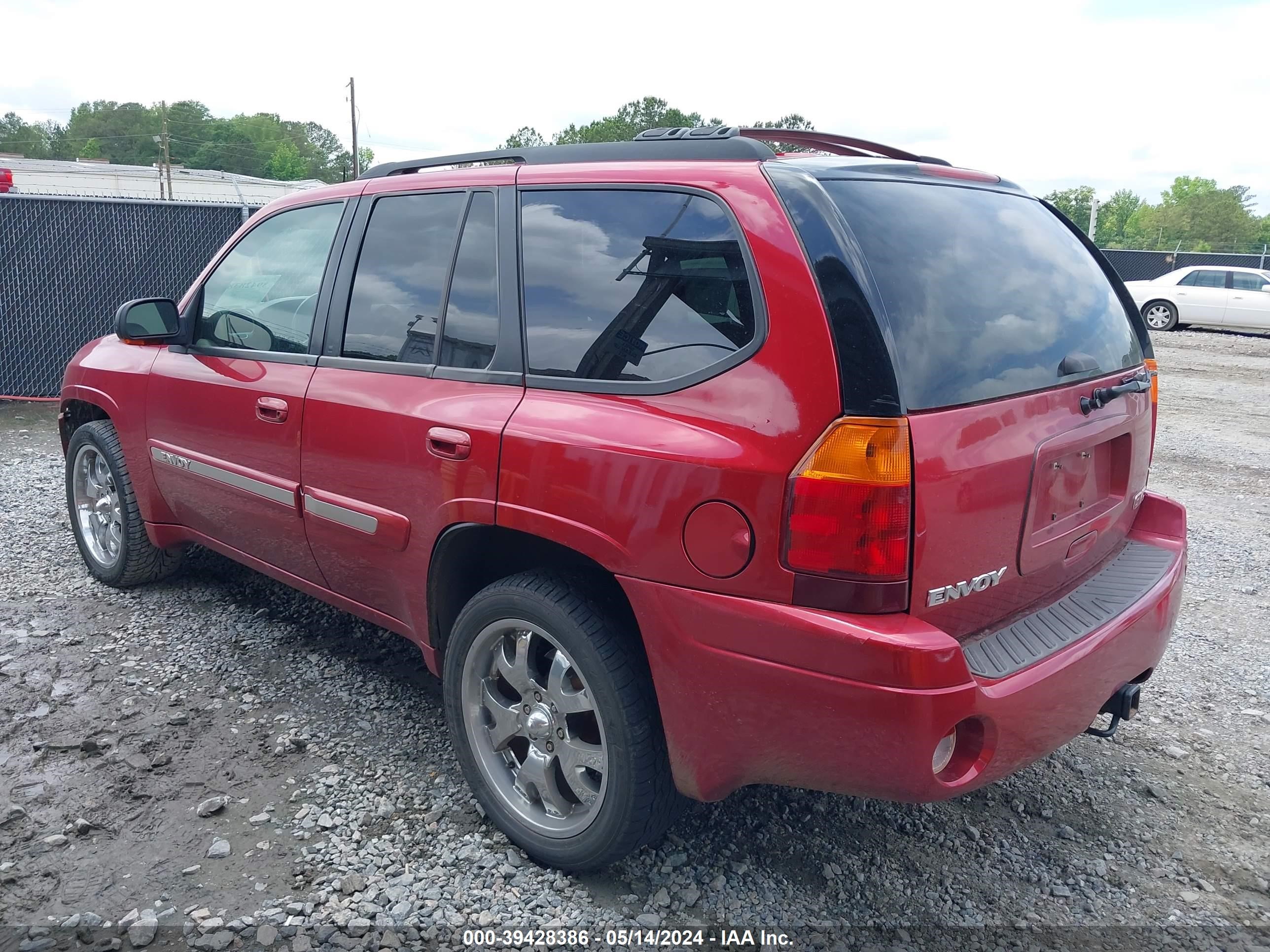 Photo 2 VIN: 1GKDS13S442312691 - GMC ENVOY 