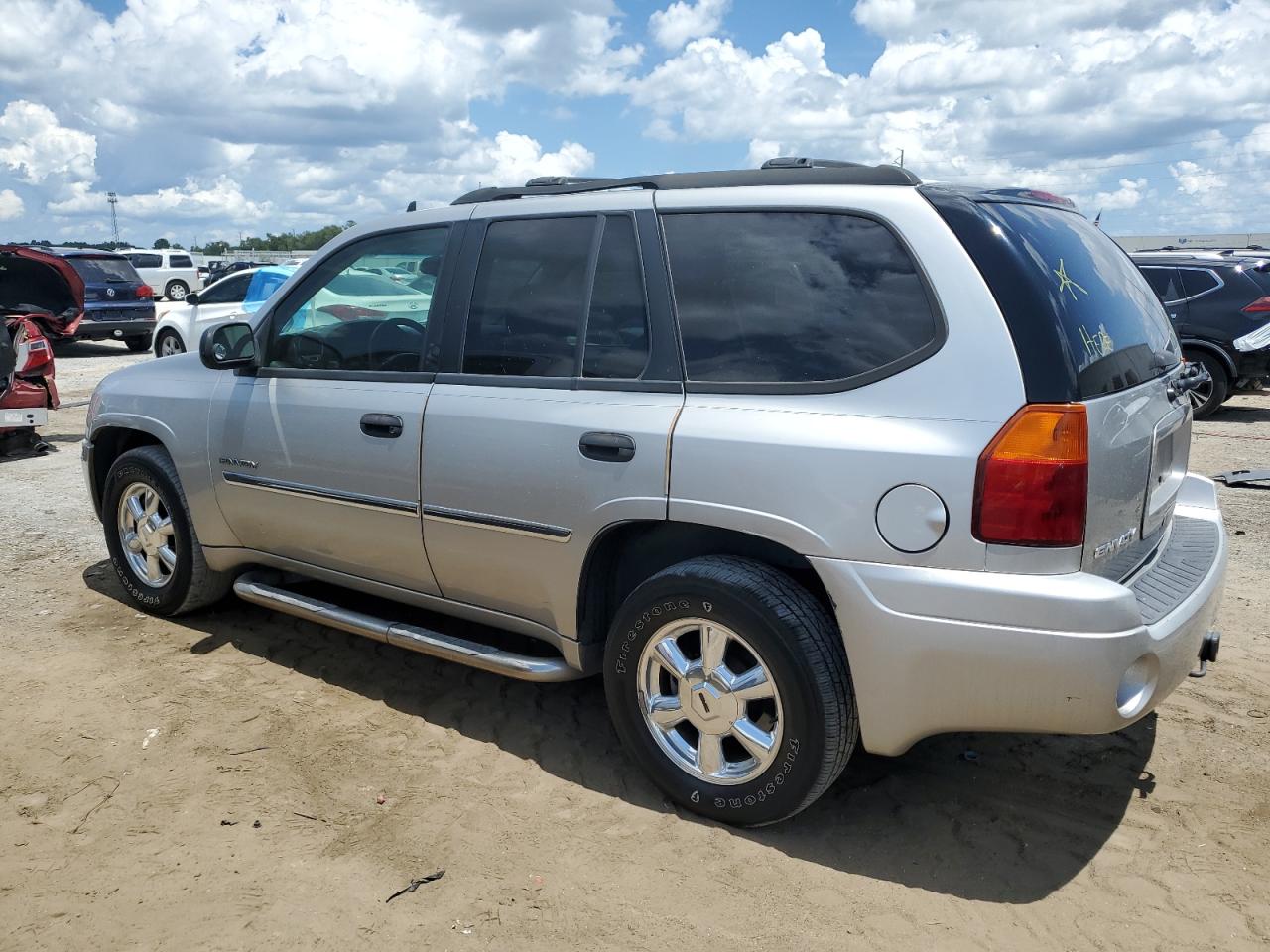 Photo 1 VIN: 1GKDS13S462196816 - GMC ENVOY 