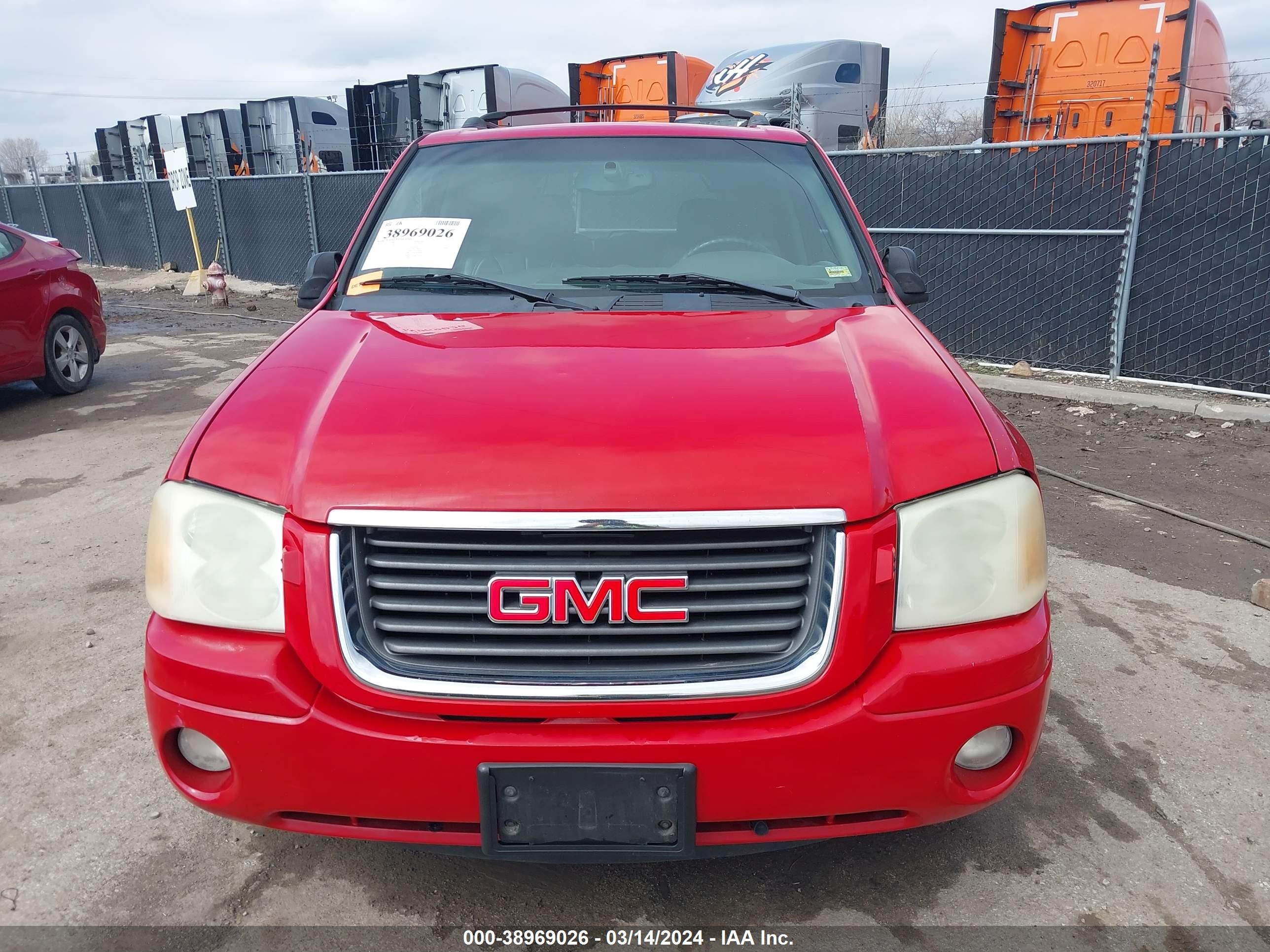 Photo 11 VIN: 1GKDS13S522138871 - GMC ENVOY 