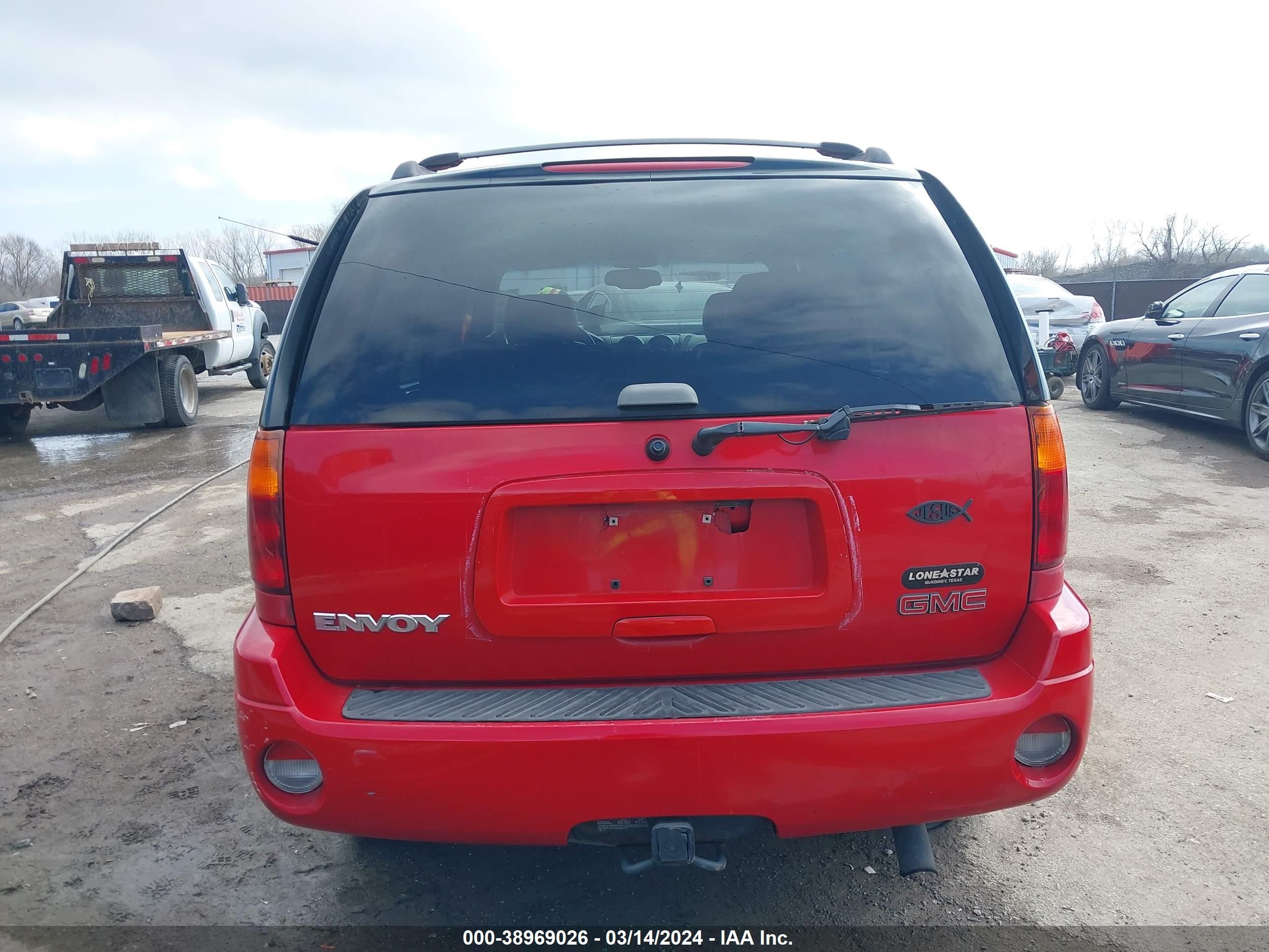 Photo 15 VIN: 1GKDS13S522138871 - GMC ENVOY 