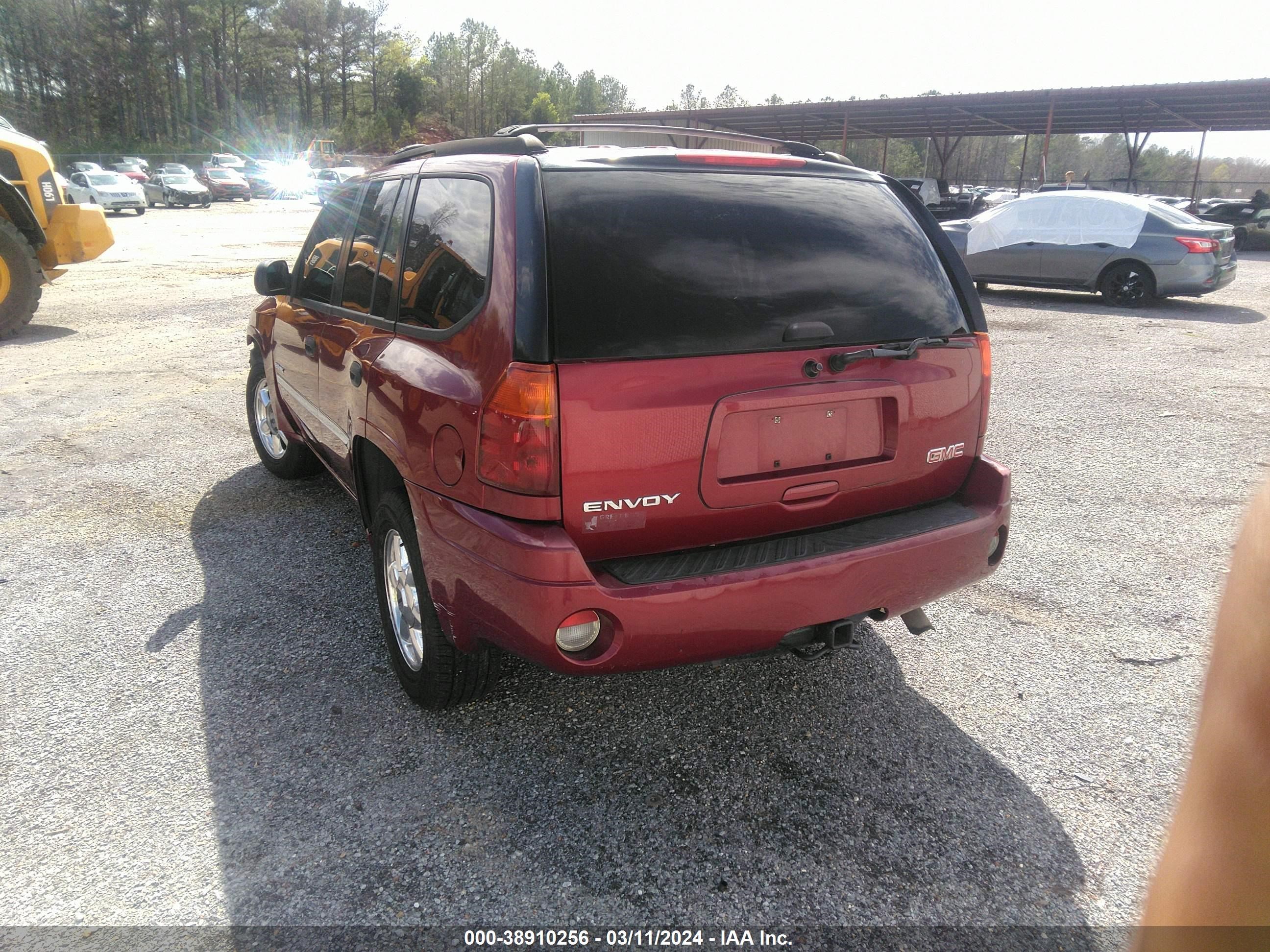 Photo 2 VIN: 1GKDS13S562236420 - GMC ENVOY 