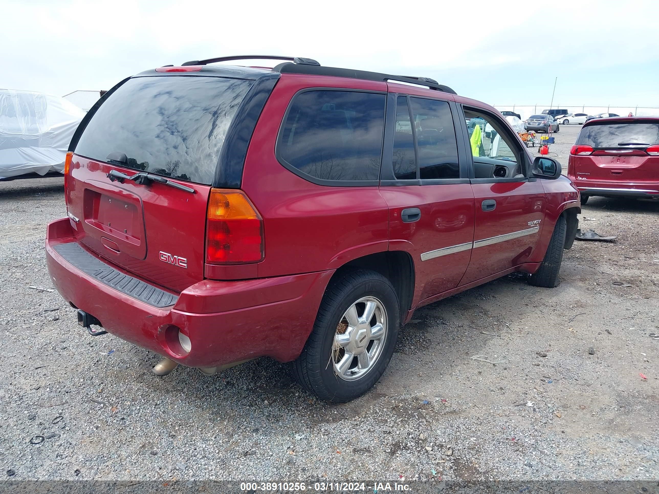 Photo 3 VIN: 1GKDS13S562236420 - GMC ENVOY 