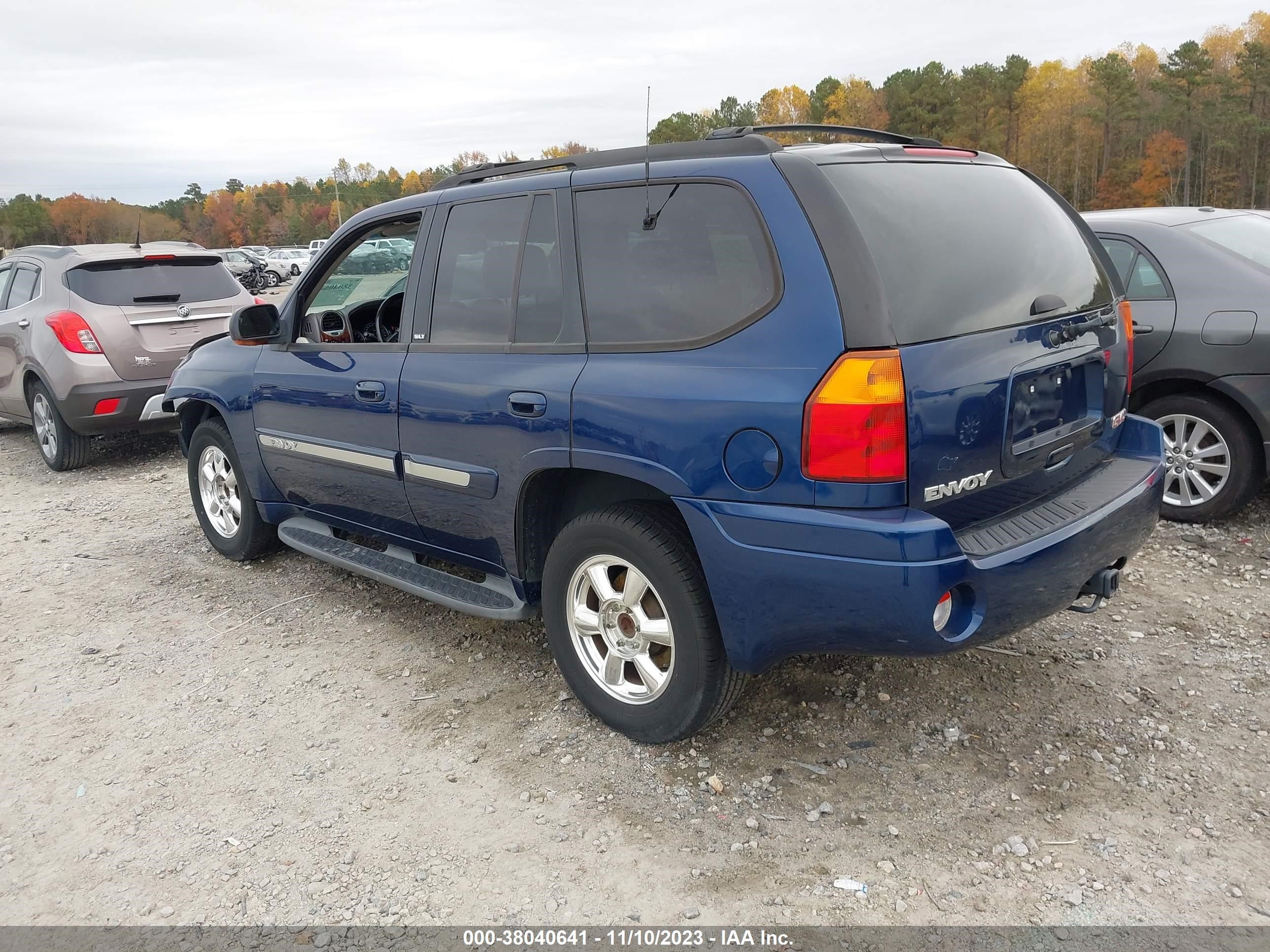 Photo 2 VIN: 1GKDS13S632284312 - GMC ENVOY 