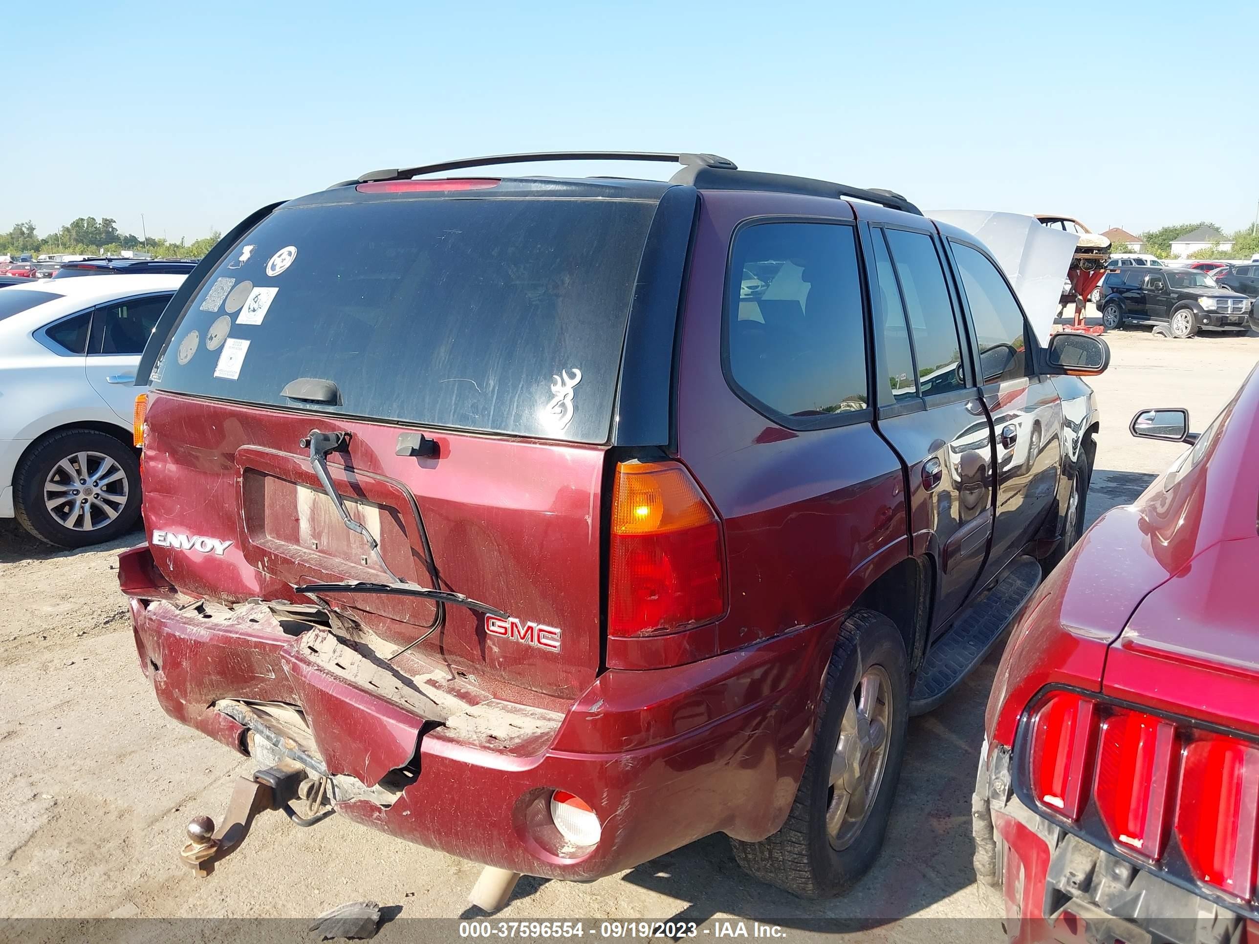 Photo 3 VIN: 1GKDS13S642342906 - GMC ENVOY 