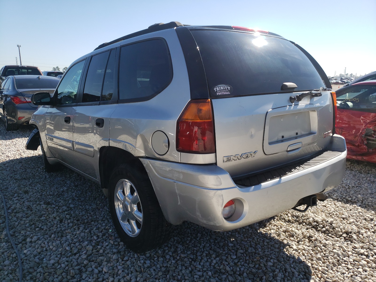 Photo 2 VIN: 1GKDS13SX52218770 - GMC ENVOY 