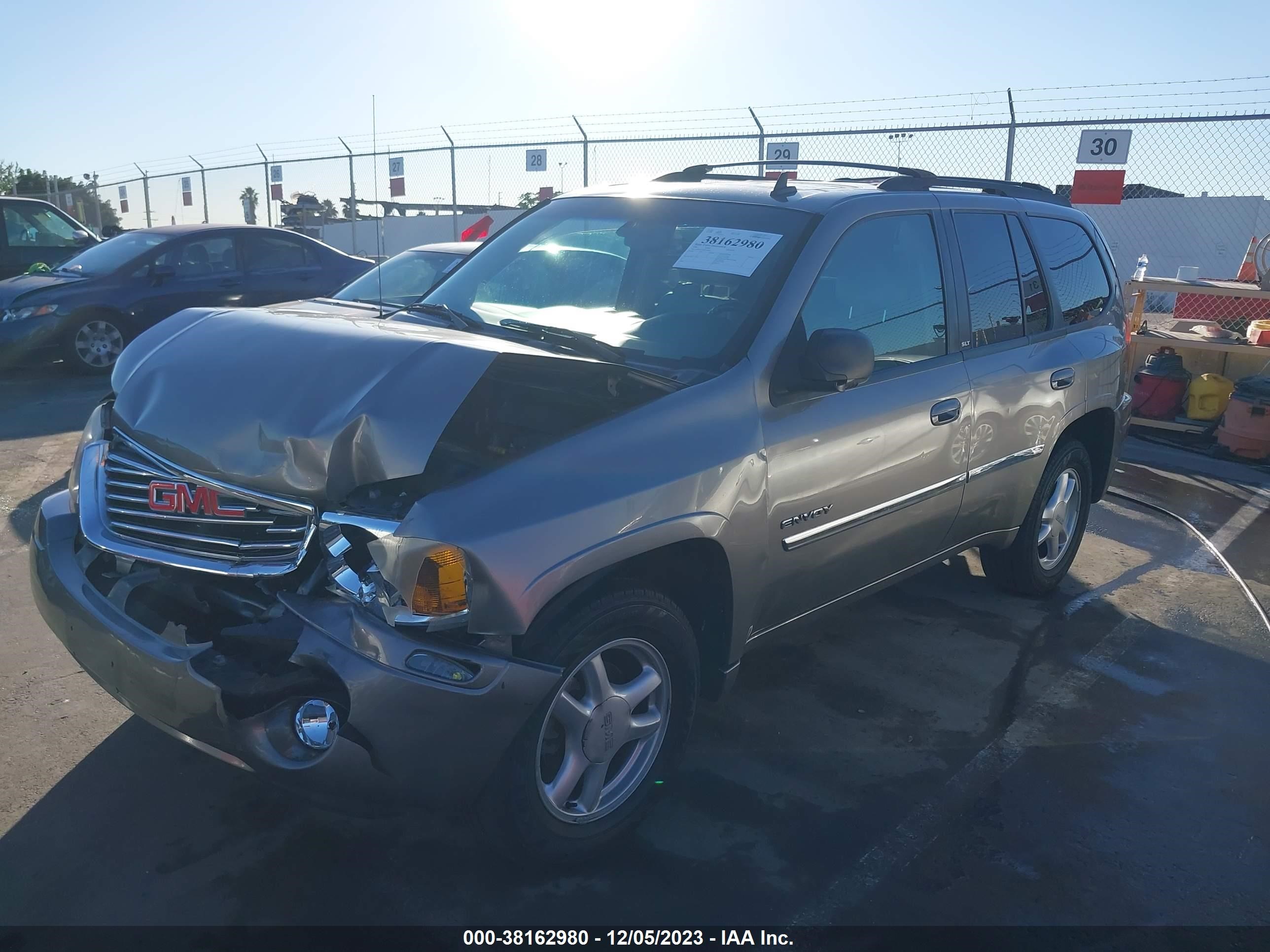 Photo 1 VIN: 1GKDS13SX62346007 - GMC ENVOY 