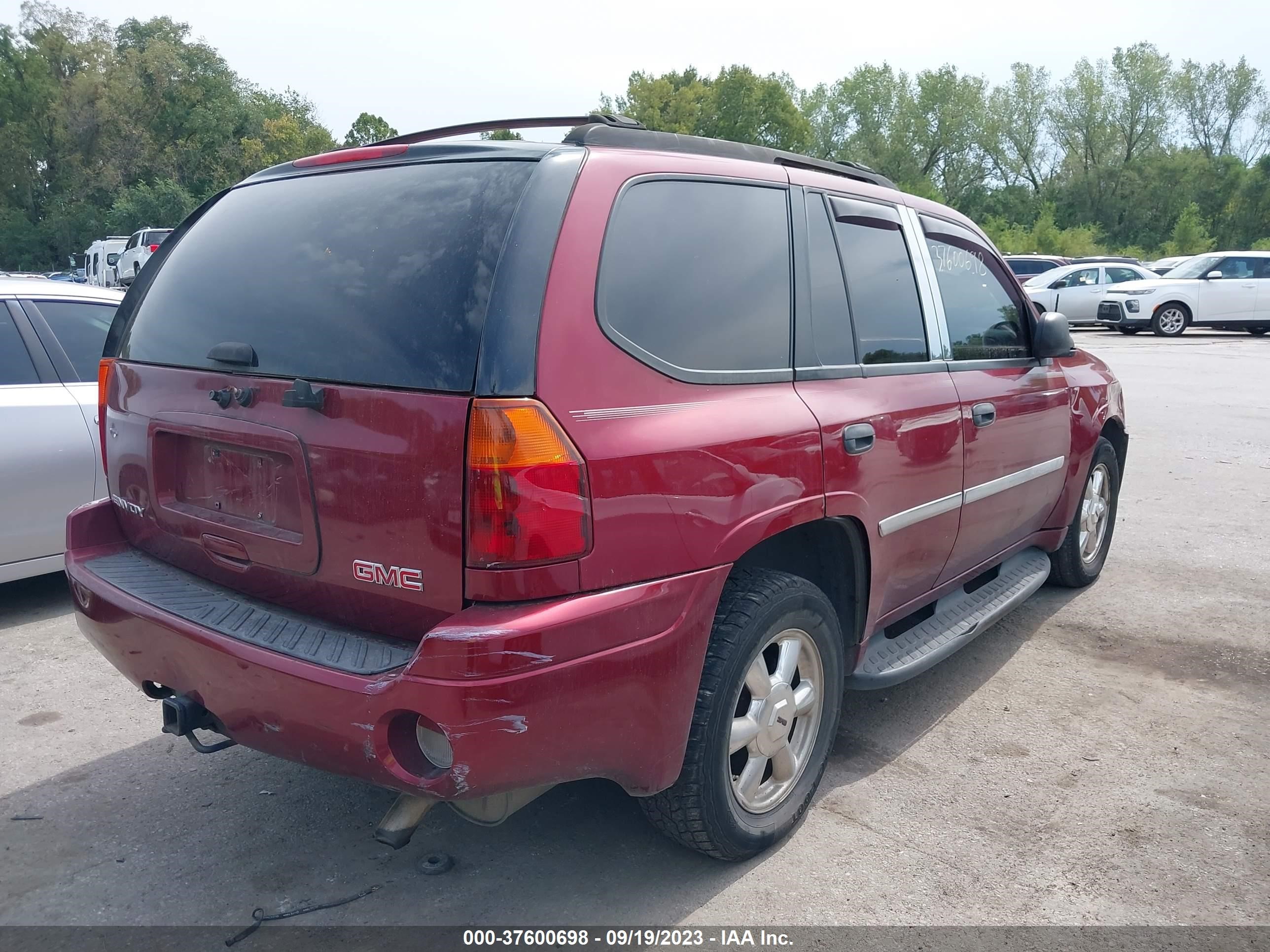 Photo 3 VIN: 1GKDS13SX72156239 - GMC ENVOY 