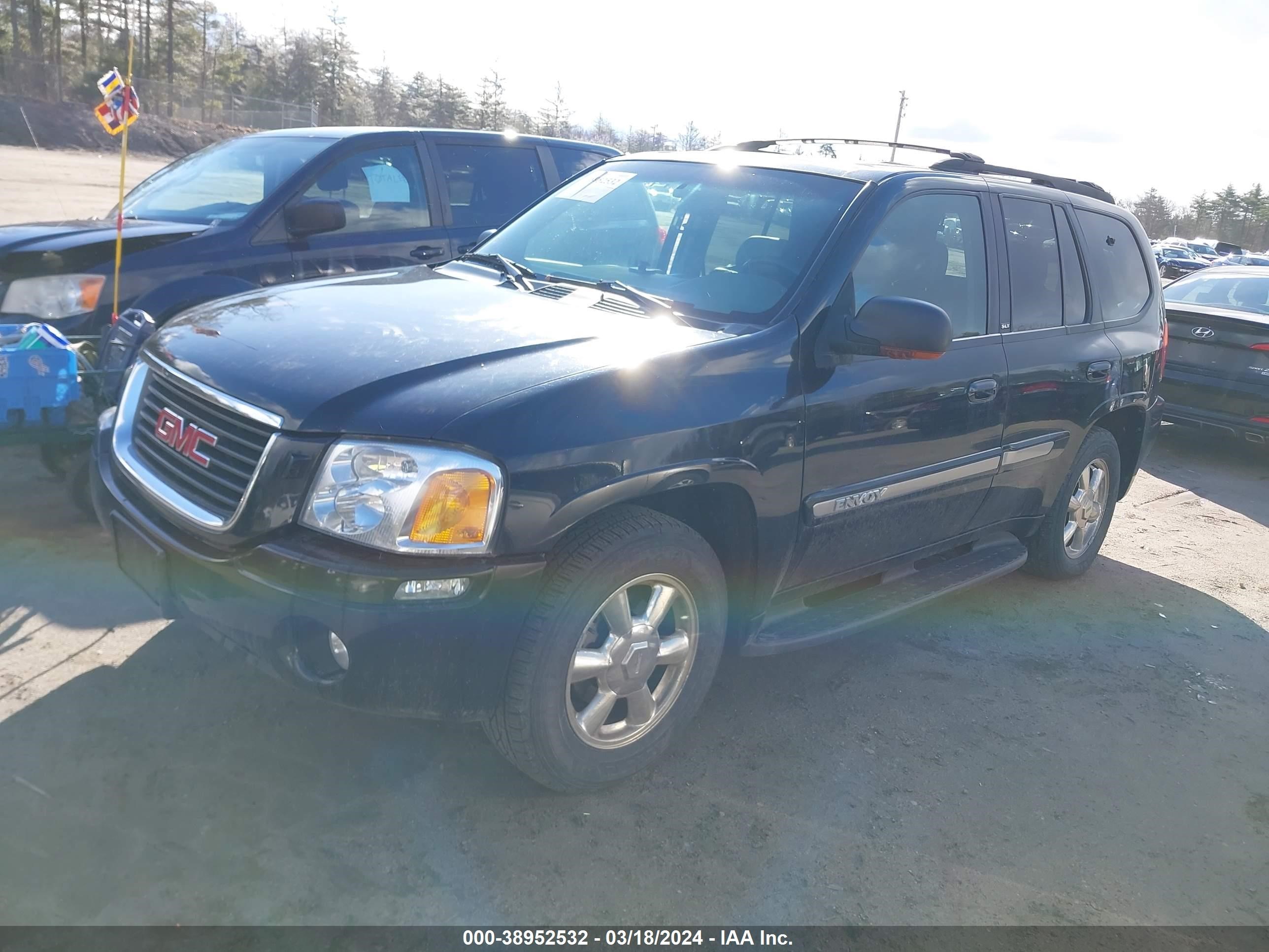 Photo 1 VIN: 1GKDT13S022142968 - GMC ENVOY 