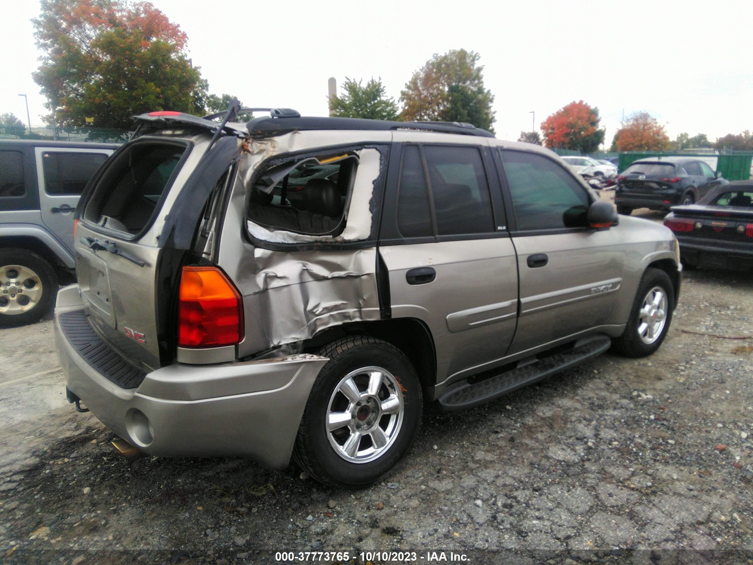 Photo 3 VIN: 1GKDT13S032331914 - GMC ENVOY 