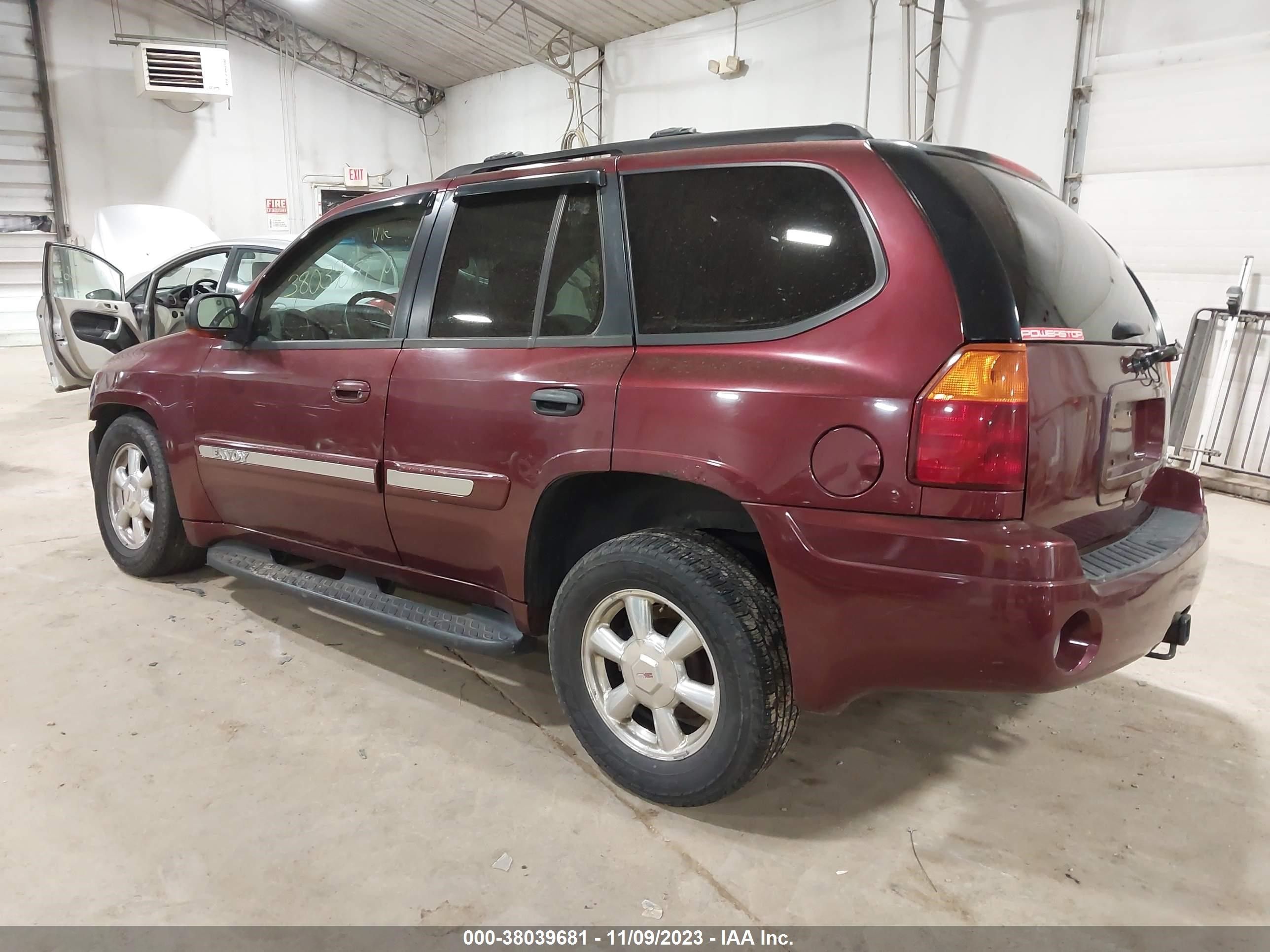 Photo 2 VIN: 1GKDT13S052205264 - GMC ENVOY 