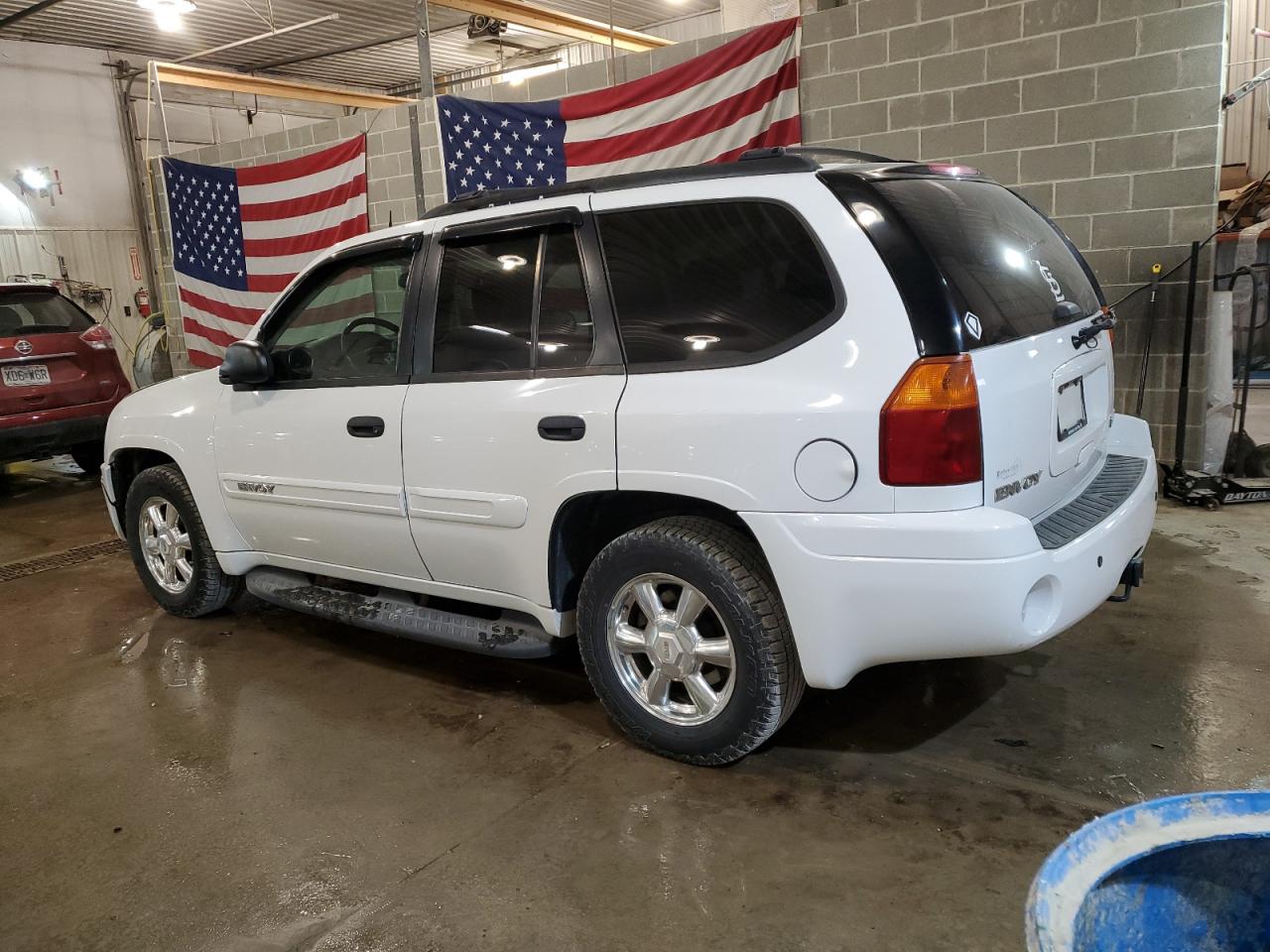 Photo 1 VIN: 1GKDT13S052330099 - GMC ENVOY 