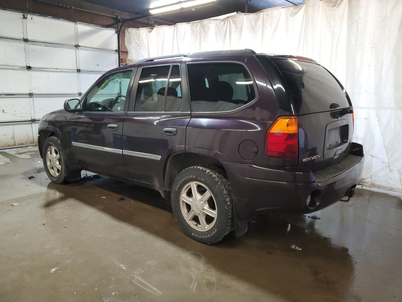 Photo 1 VIN: 1GKDT13S082123832 - GMC ENVOY 