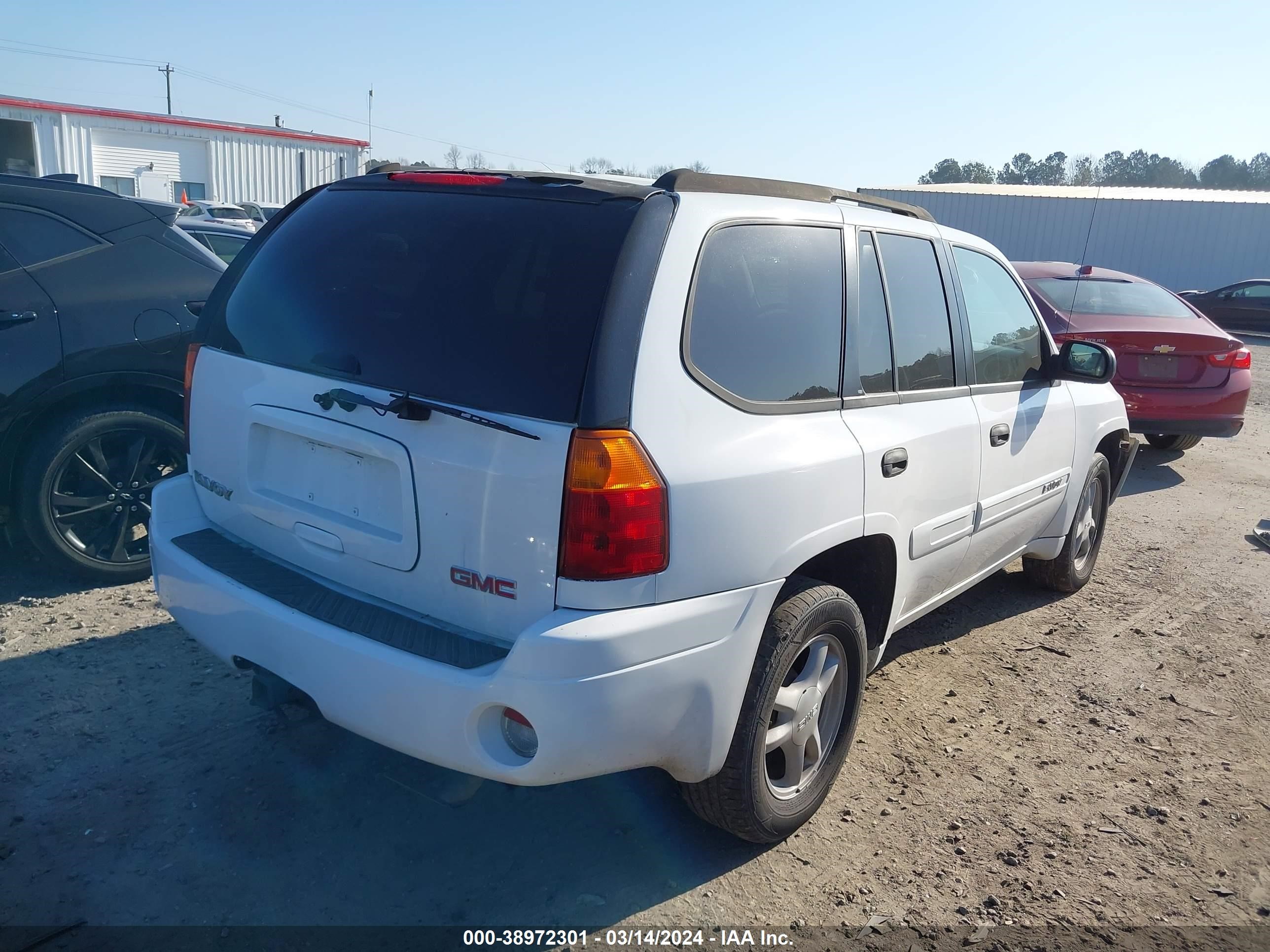 Photo 3 VIN: 1GKDT13S152113855 - GMC ENVOY 