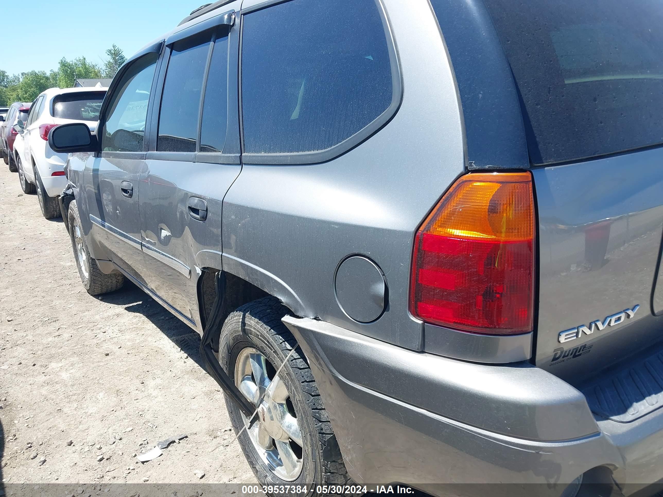 Photo 14 VIN: 1GKDT13S172186324 - GMC ENVOY 