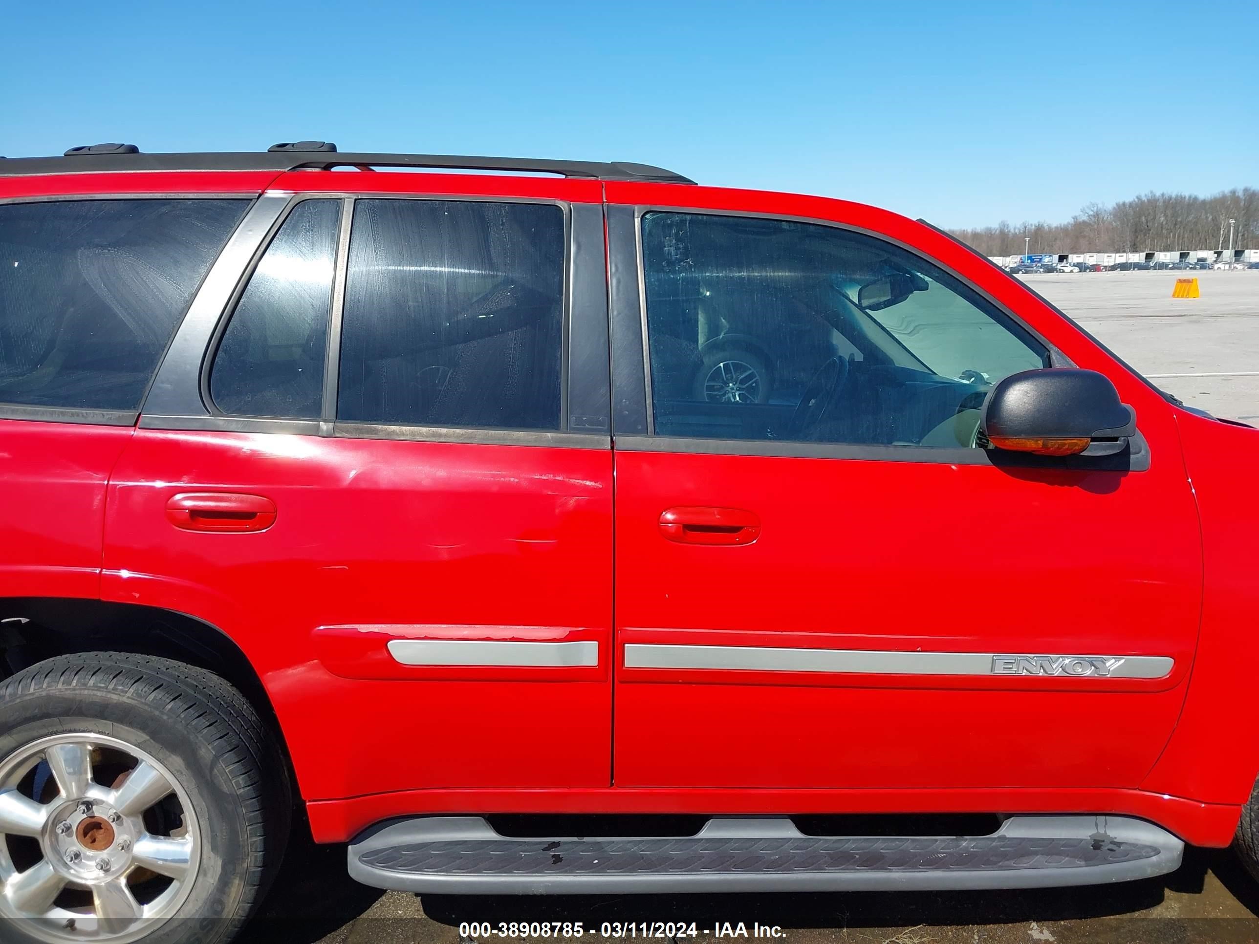 Photo 12 VIN: 1GKDT13S222449784 - GMC ENVOY 