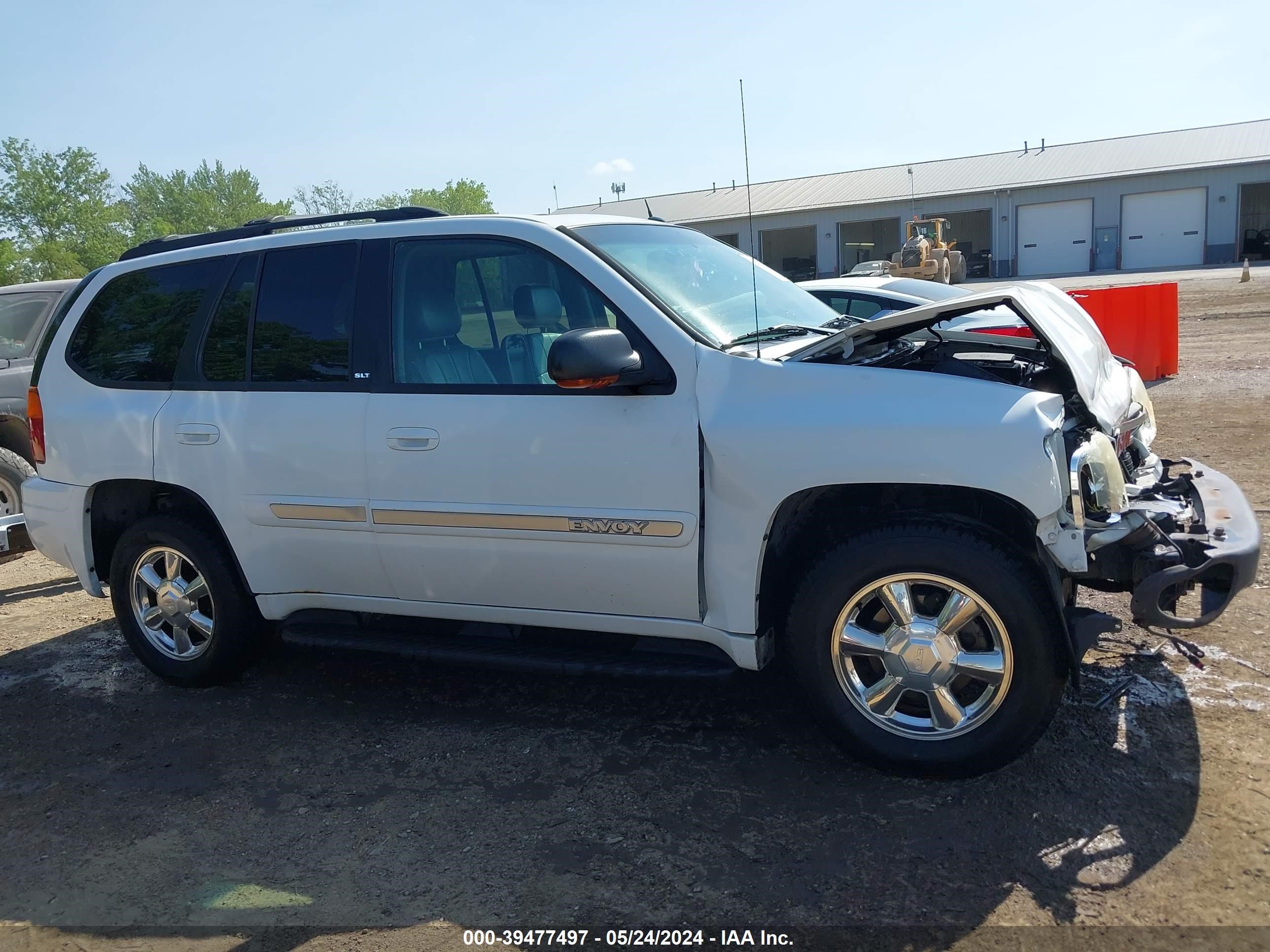 Photo 13 VIN: 1GKDT13S242307955 - GMC ENVOY 