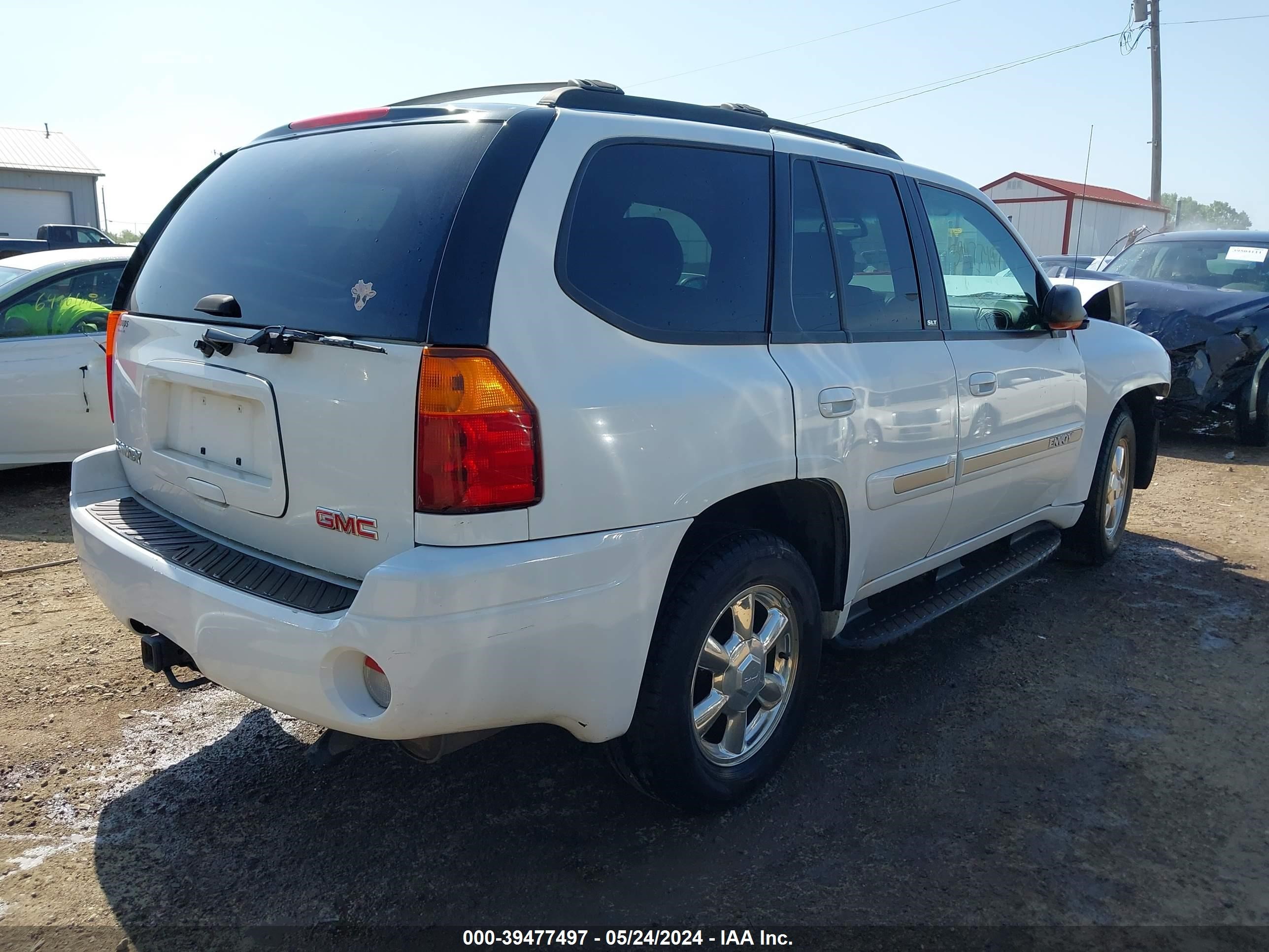 Photo 3 VIN: 1GKDT13S242307955 - GMC ENVOY 