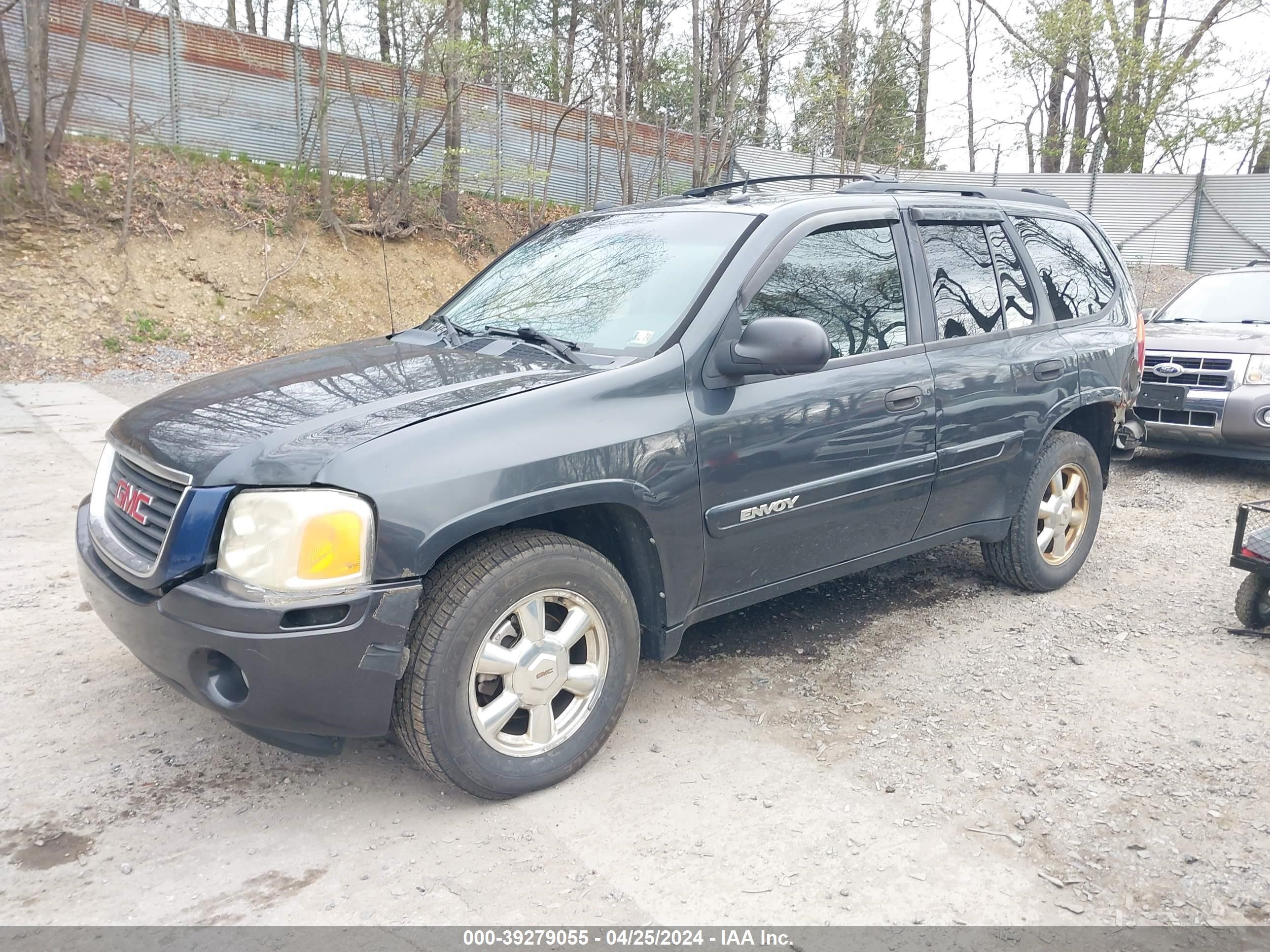 Photo 1 VIN: 1GKDT13S252254563 - GMC ENVOY 