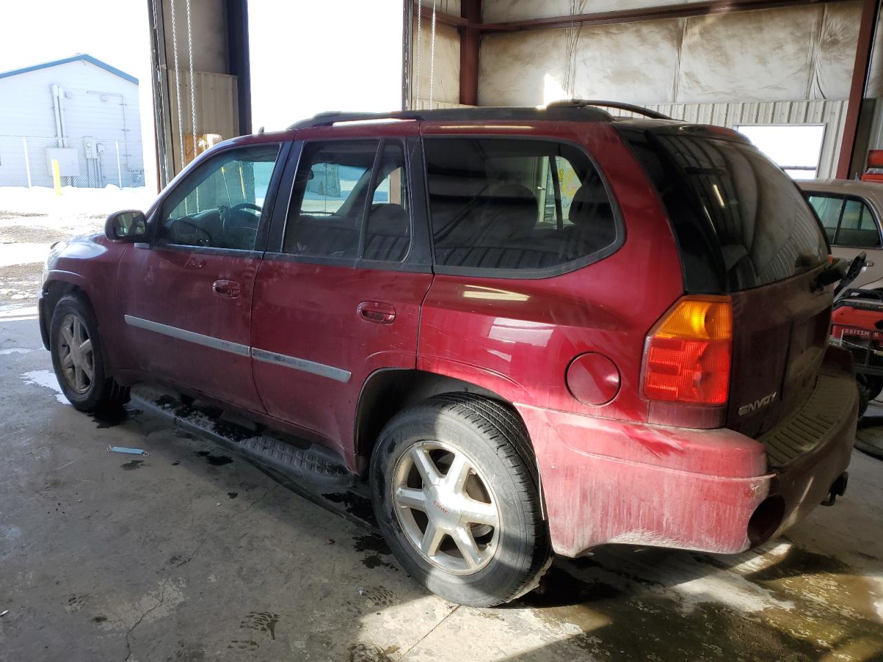 Photo 1 VIN: 1GKDT13S282171932 - GMC ENVOY 