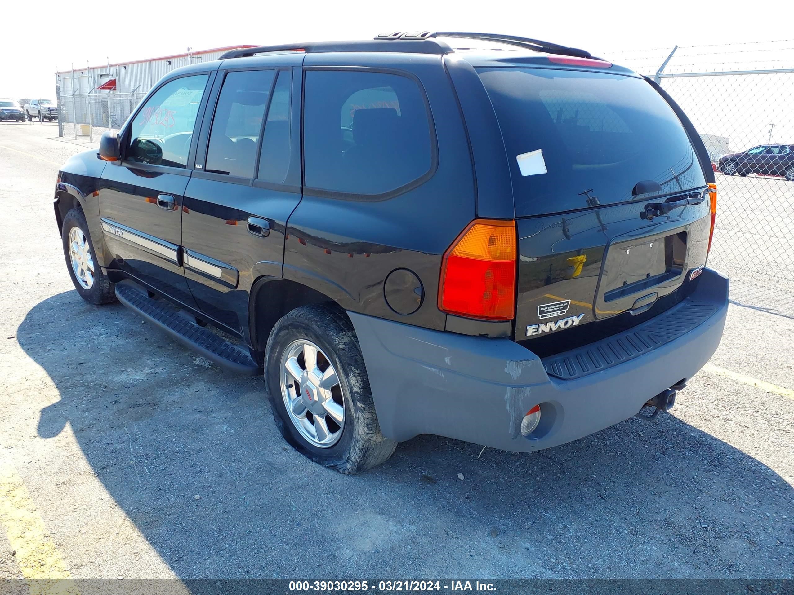 Photo 2 VIN: 1GKDT13S342169553 - GMC ENVOY 