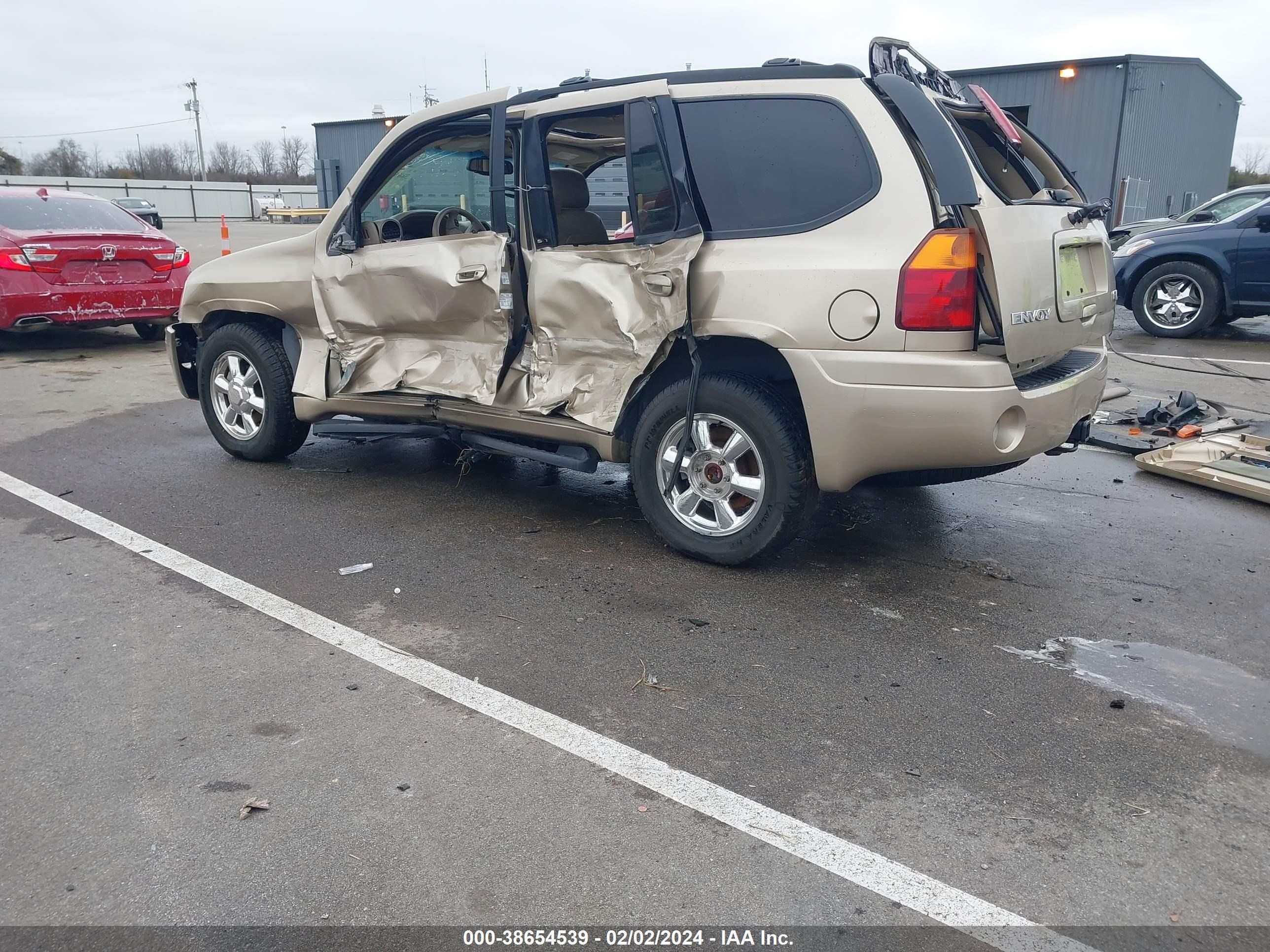 Photo 2 VIN: 1GKDT13S342242534 - GMC ENVOY 