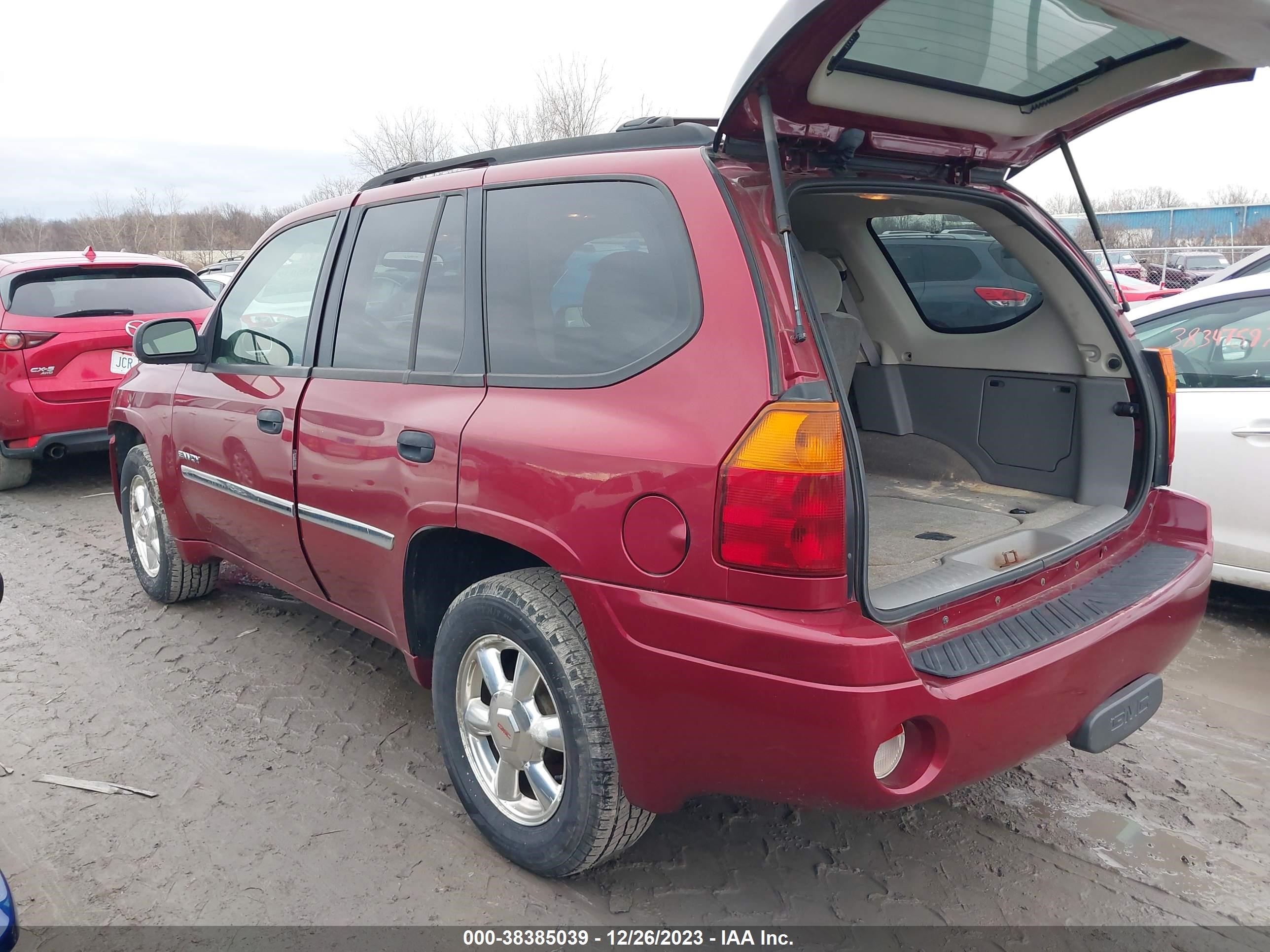 Photo 2 VIN: 1GKDT13S362330339 - GMC ENVOY 