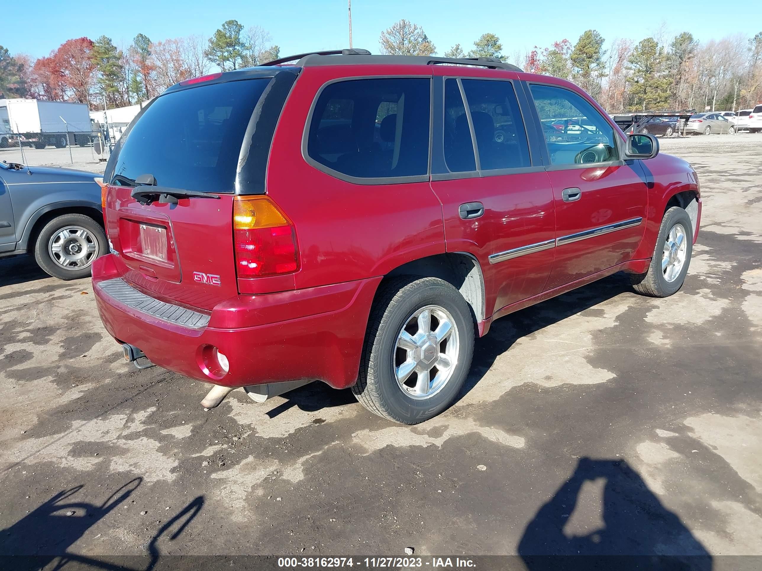 Photo 3 VIN: 1GKDT13S372239198 - GMC ENVOY 