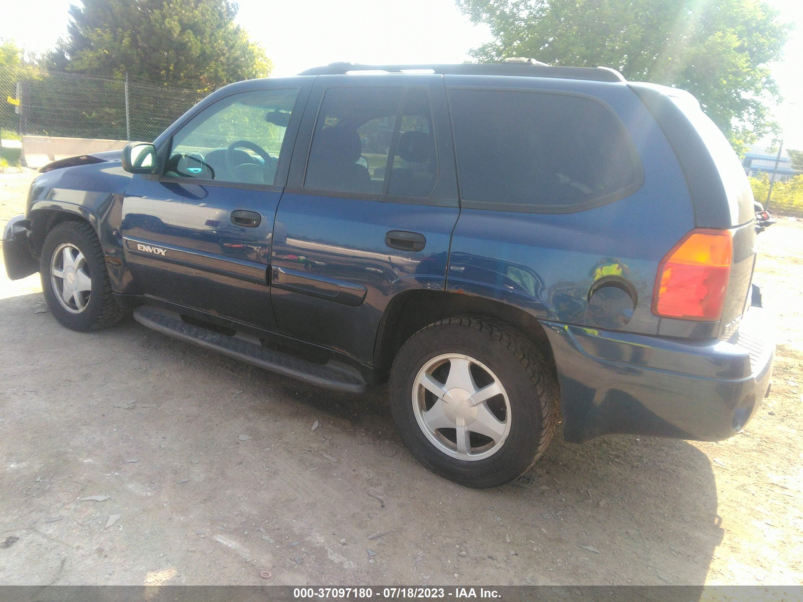 Photo 2 VIN: 1GKDT13S432251967 - GMC ENVOY 