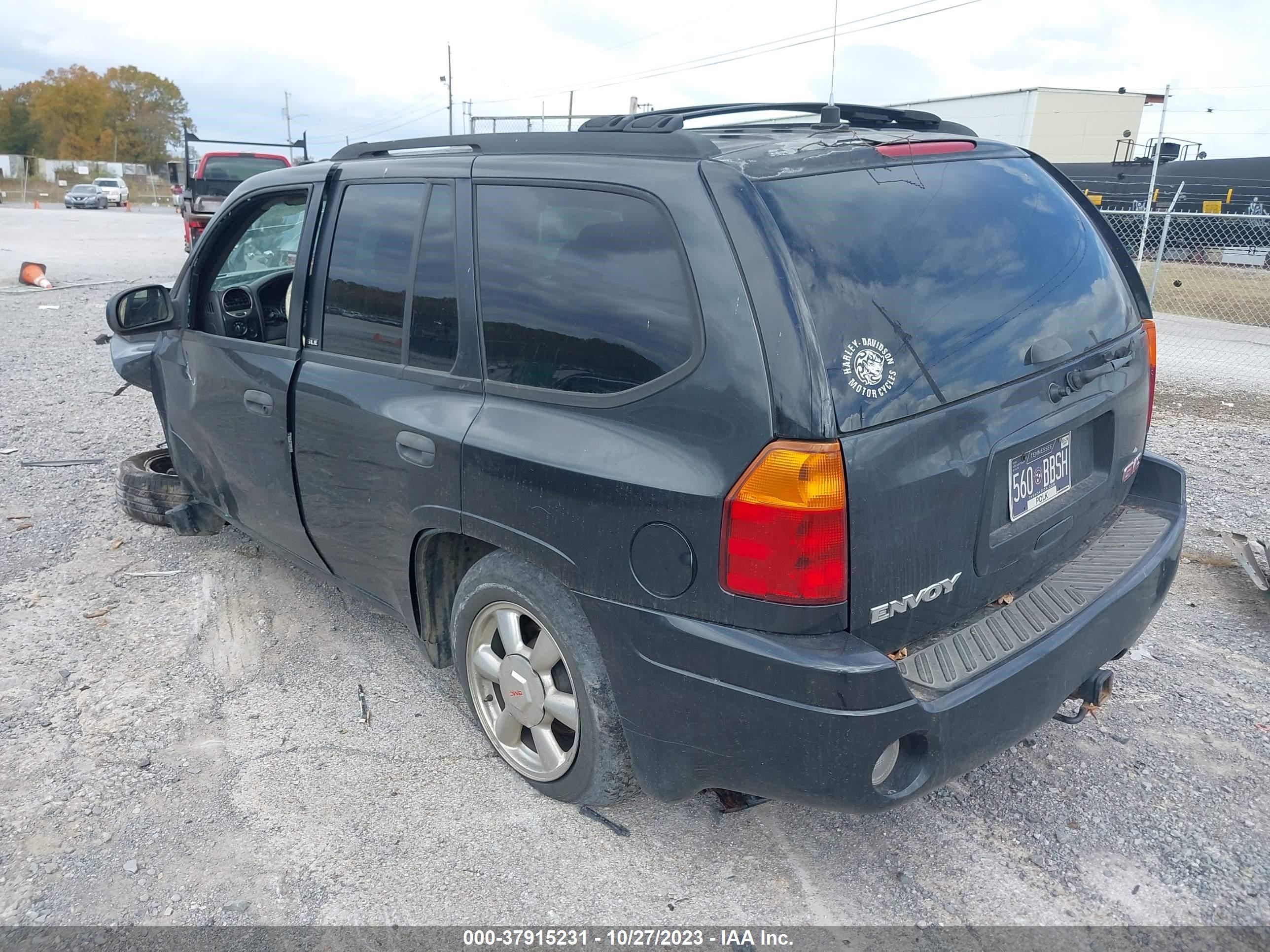 Photo 2 VIN: 1GKDT13S432333102 - GMC ENVOY 