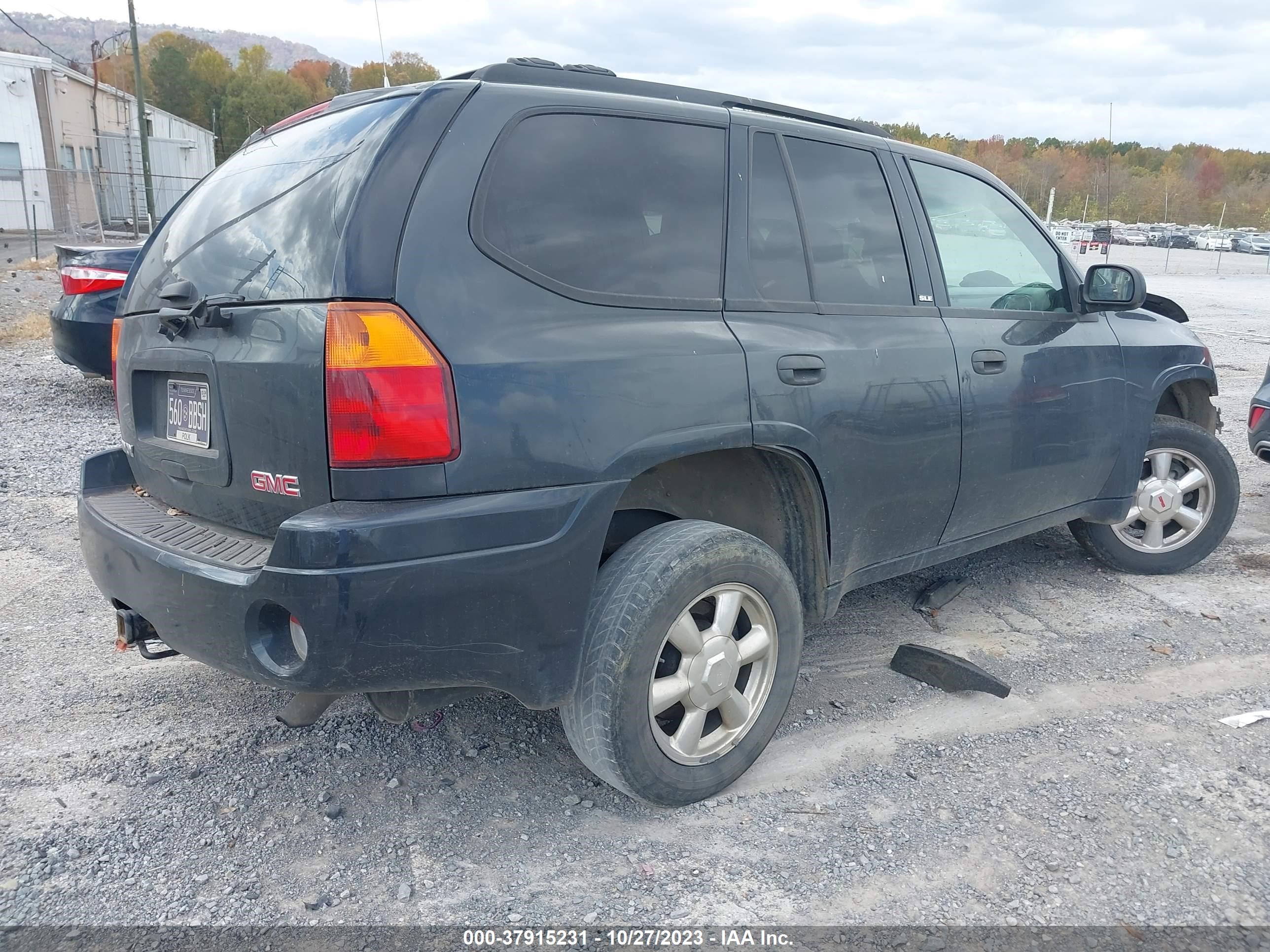 Photo 3 VIN: 1GKDT13S432333102 - GMC ENVOY 