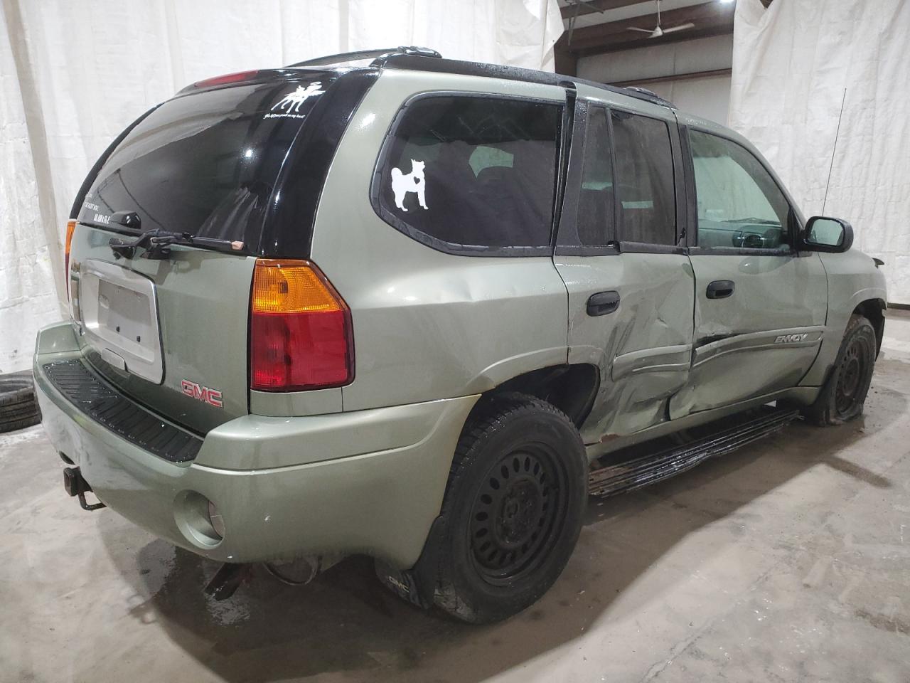 Photo 2 VIN: 1GKDT13S442249041 - GMC ENVOY 