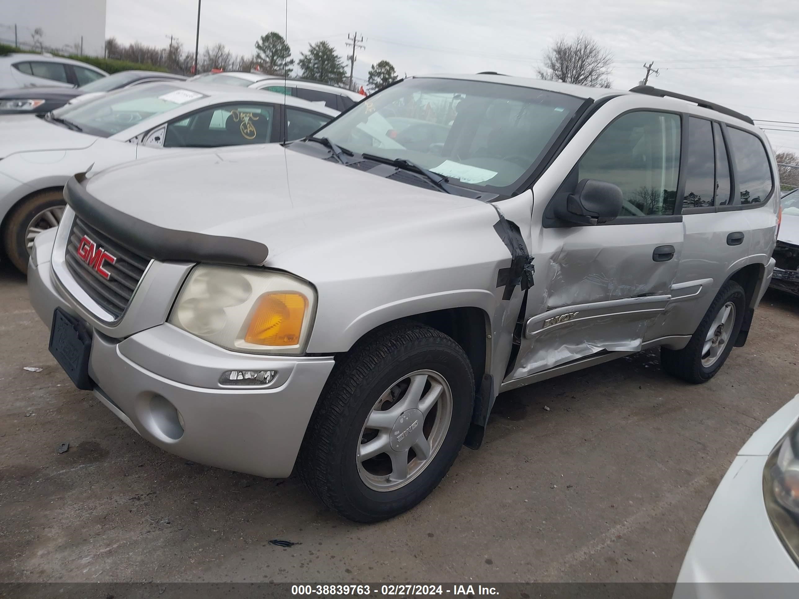 Photo 1 VIN: 1GKDT13S442382429 - GMC ENVOY 