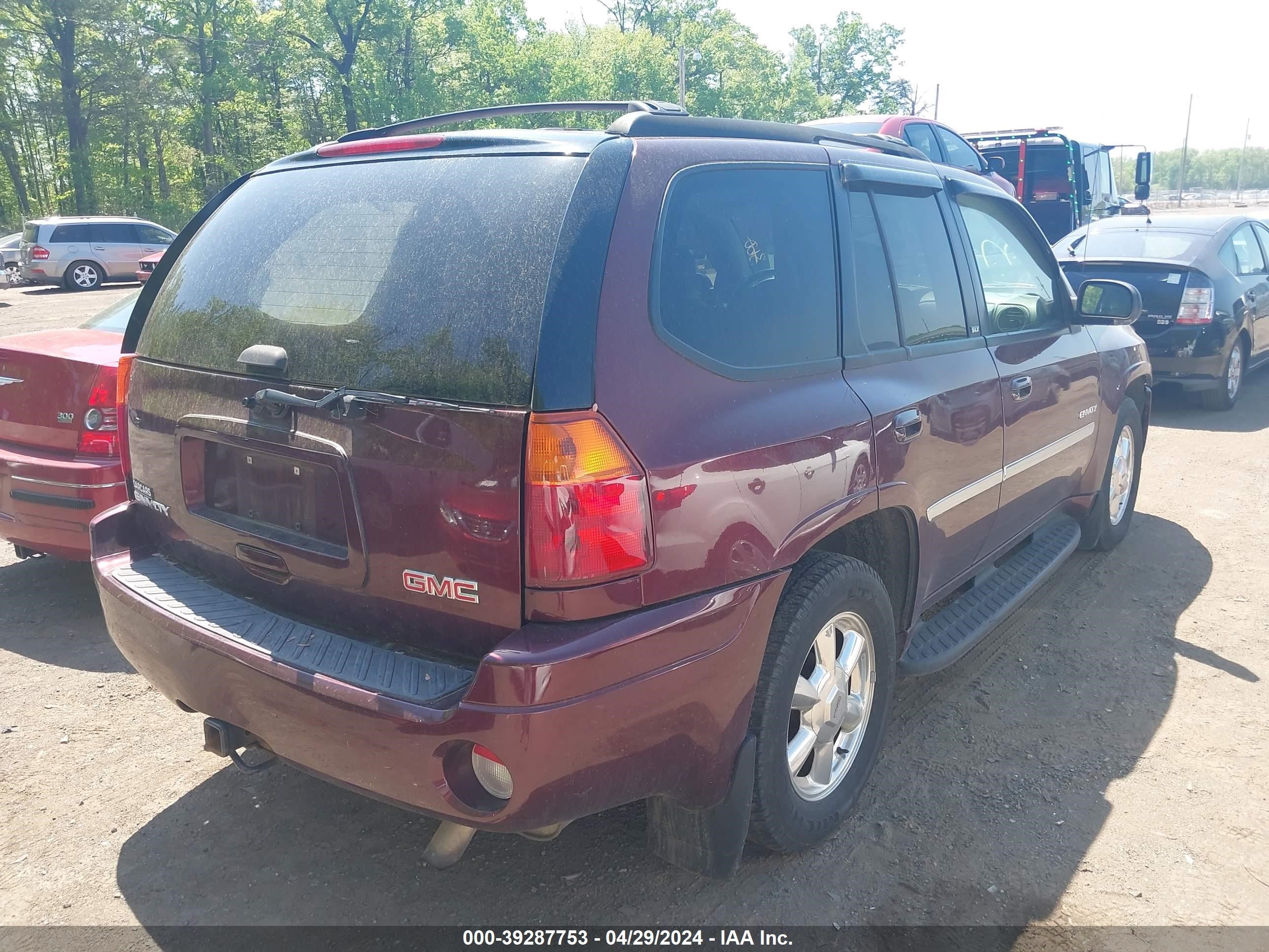 Photo 3 VIN: 1GKDT13S462186073 - GMC ENVOY 