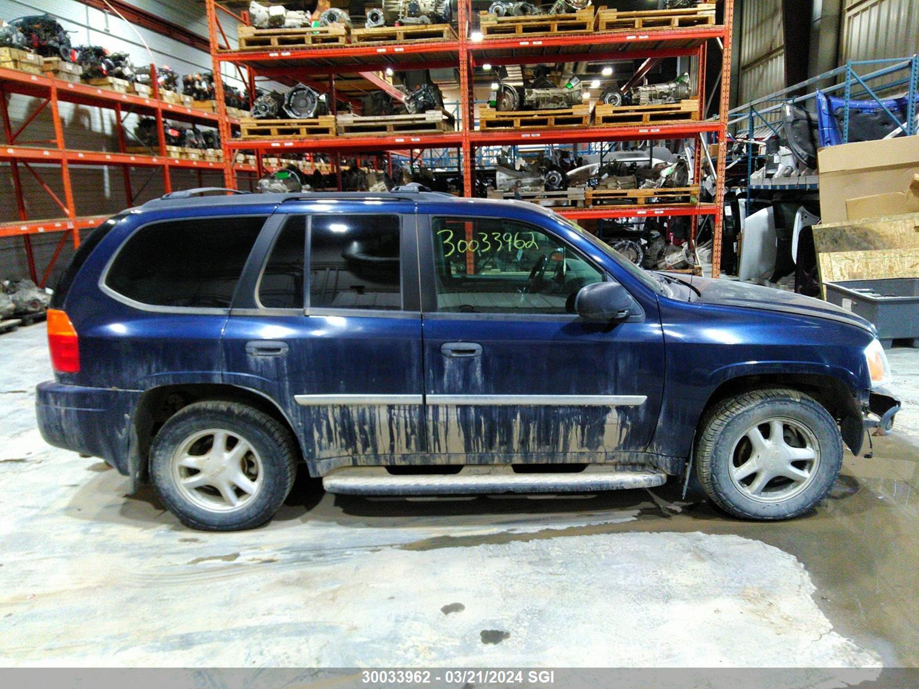 Photo 12 VIN: 1GKDT13S582183296 - GMC ENVOY 