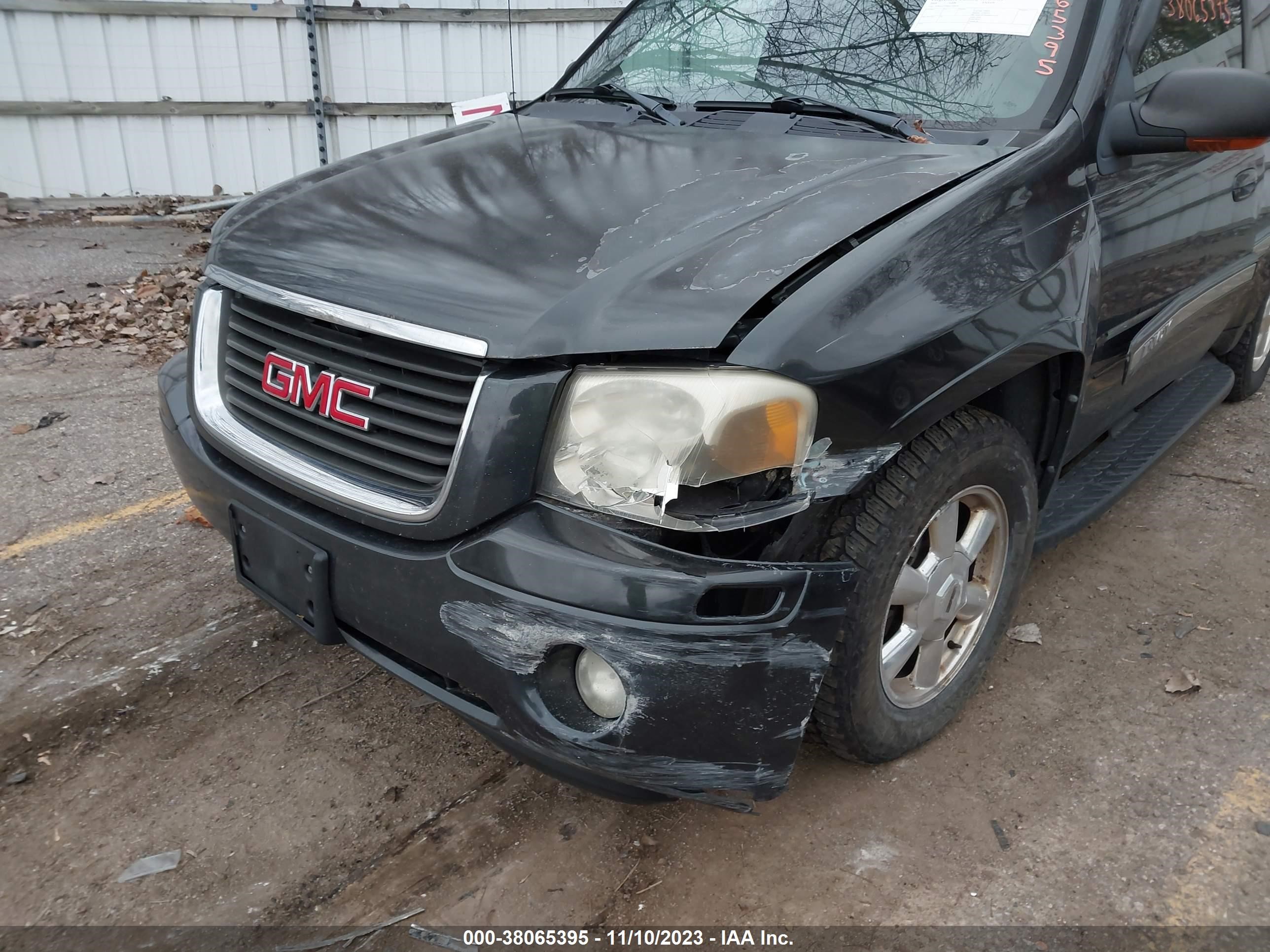 Photo 5 VIN: 1GKDT13S642256024 - GMC ENVOY 