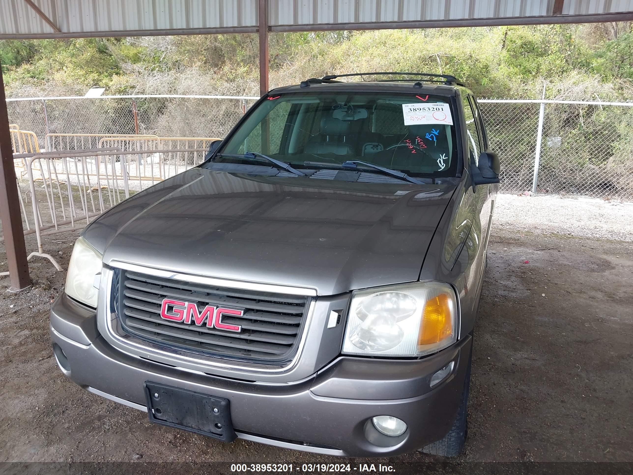 Photo 5 VIN: 1GKDT13S652256235 - GMC ENVOY 