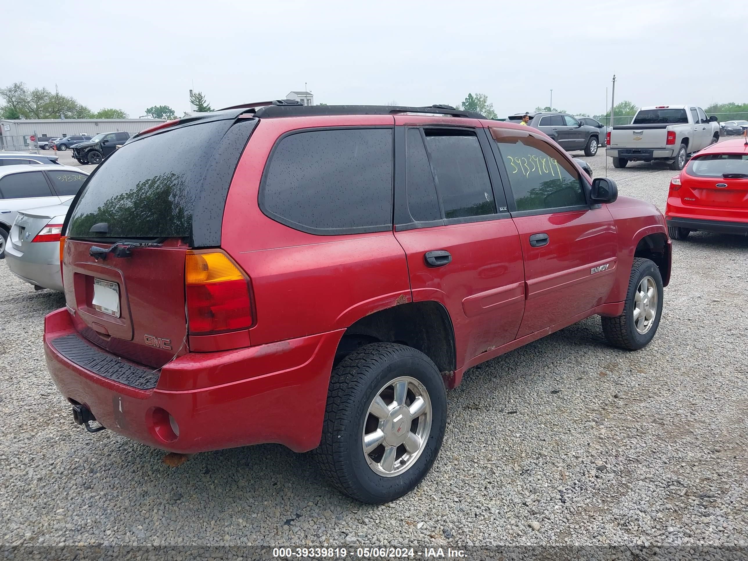 Photo 3 VIN: 1GKDT13S732108186 - GMC ENVOY 