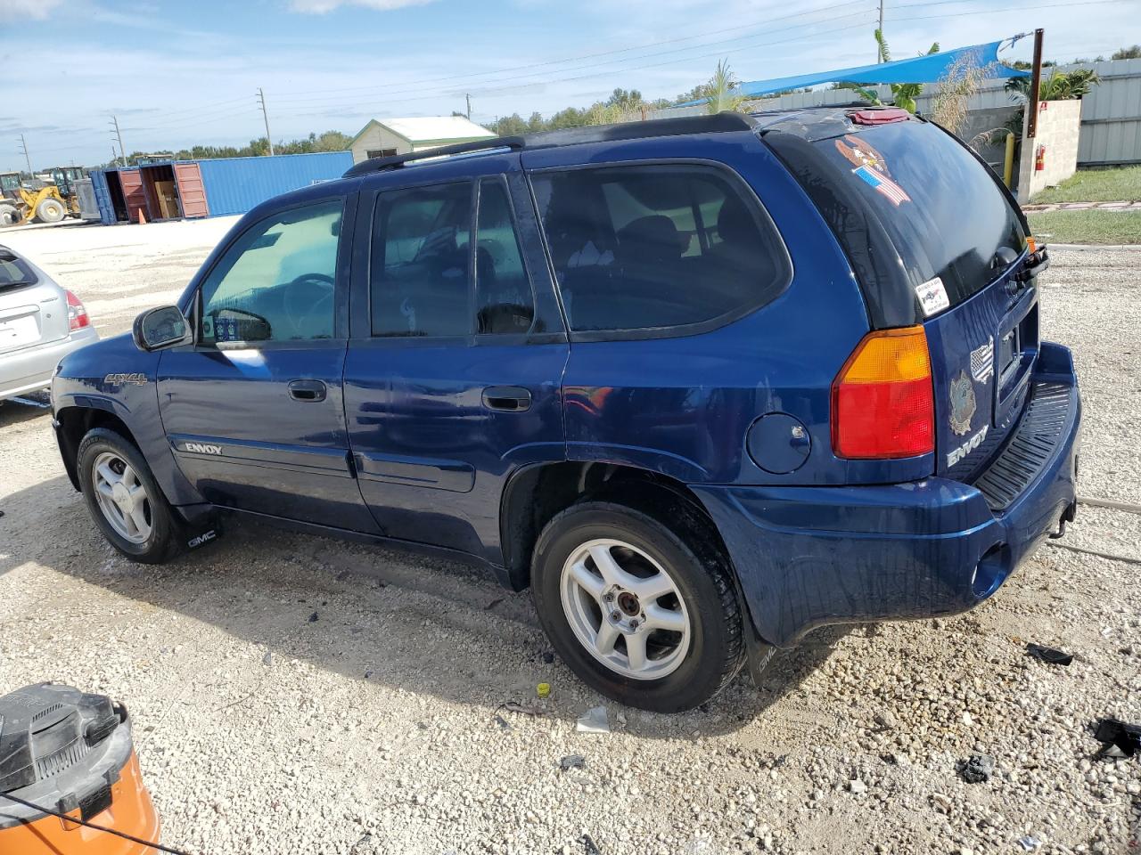 Photo 1 VIN: 1GKDT13S742231679 - GMC ENVOY 