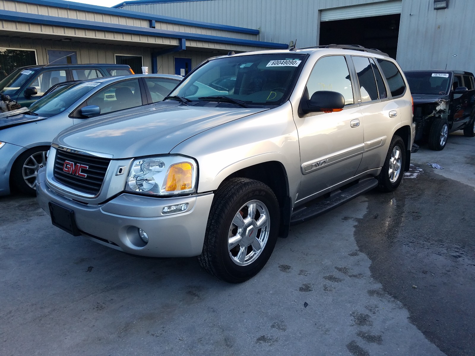 Photo 1 VIN: 1GKDT13S742388905 - GMC ENVOY 