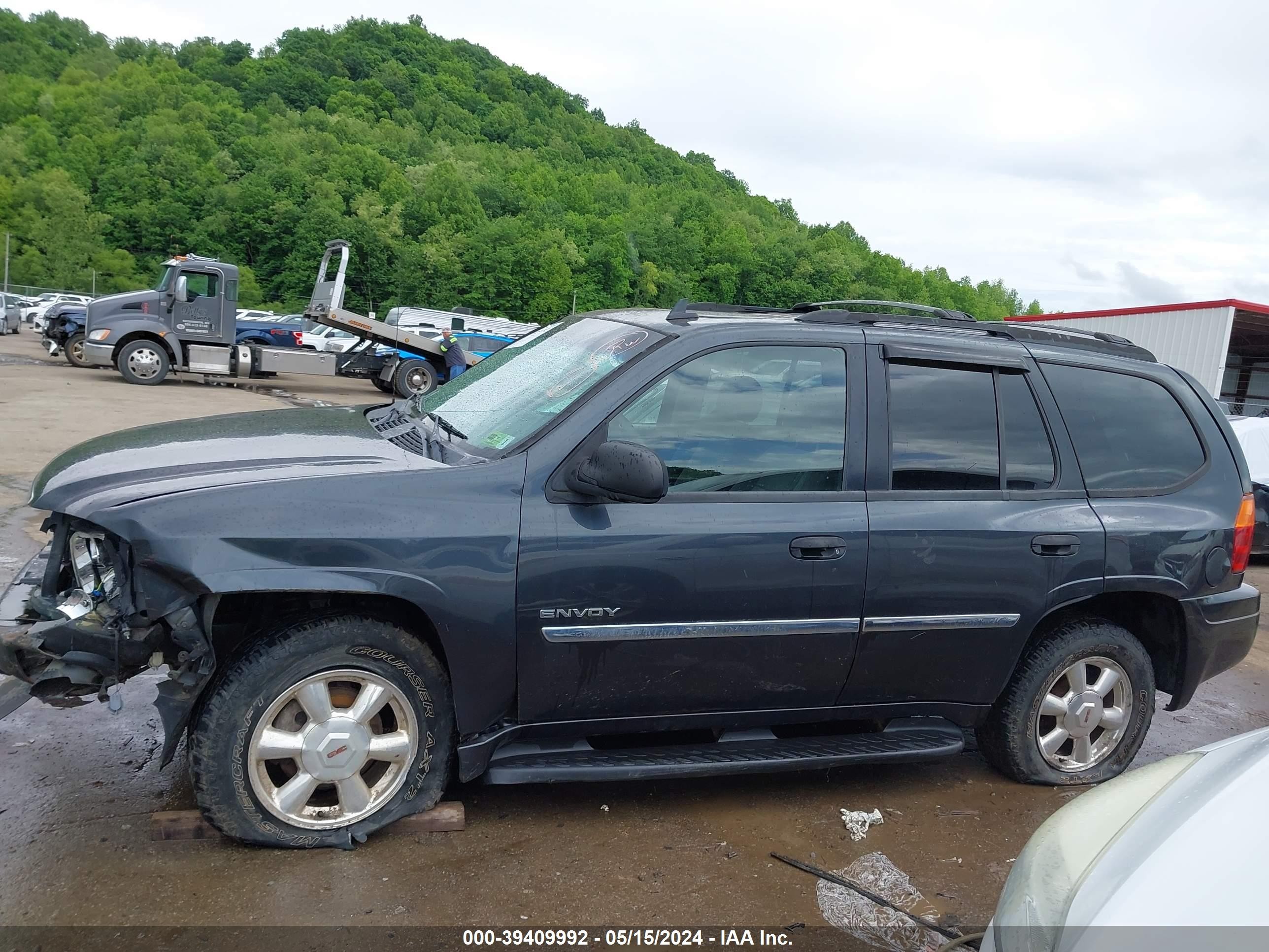 Photo 14 VIN: 1GKDT13S862263298 - GMC ENVOY 