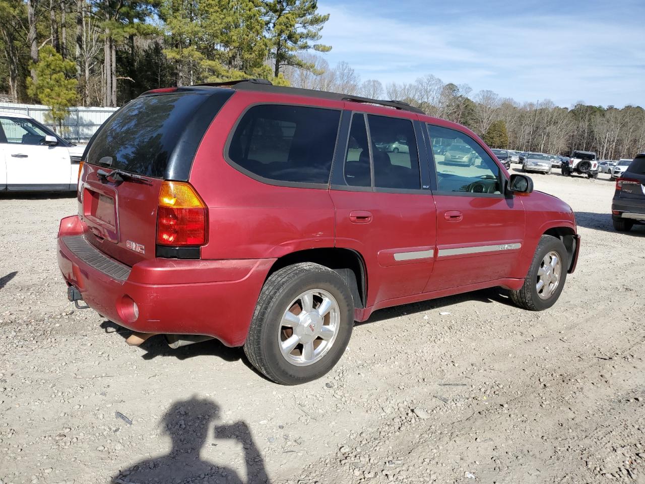 Photo 2 VIN: 1GKDT13S942322243 - GMC ENVOY 