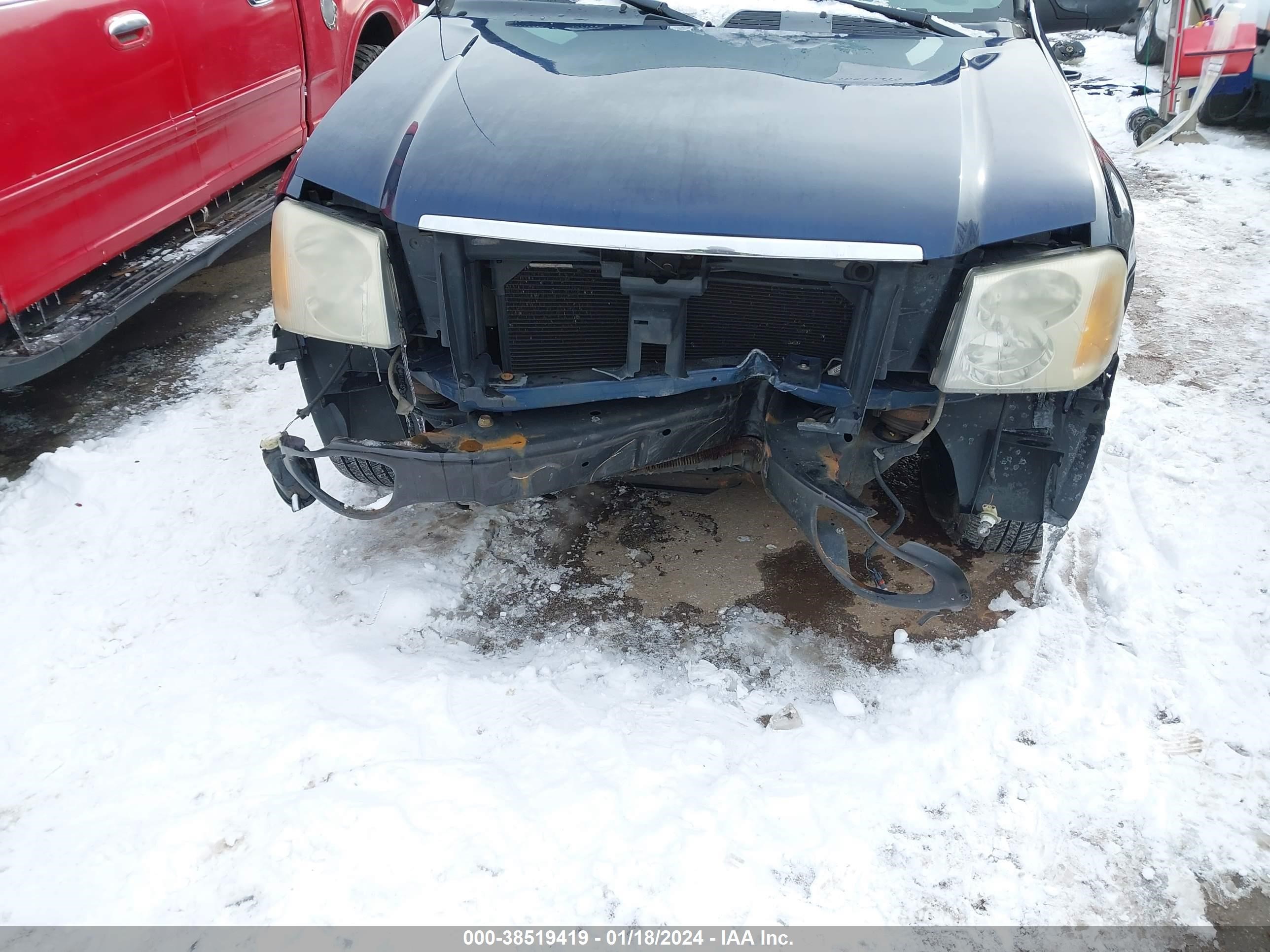 Photo 5 VIN: 1GKDT13S972108678 - GMC ENVOY 