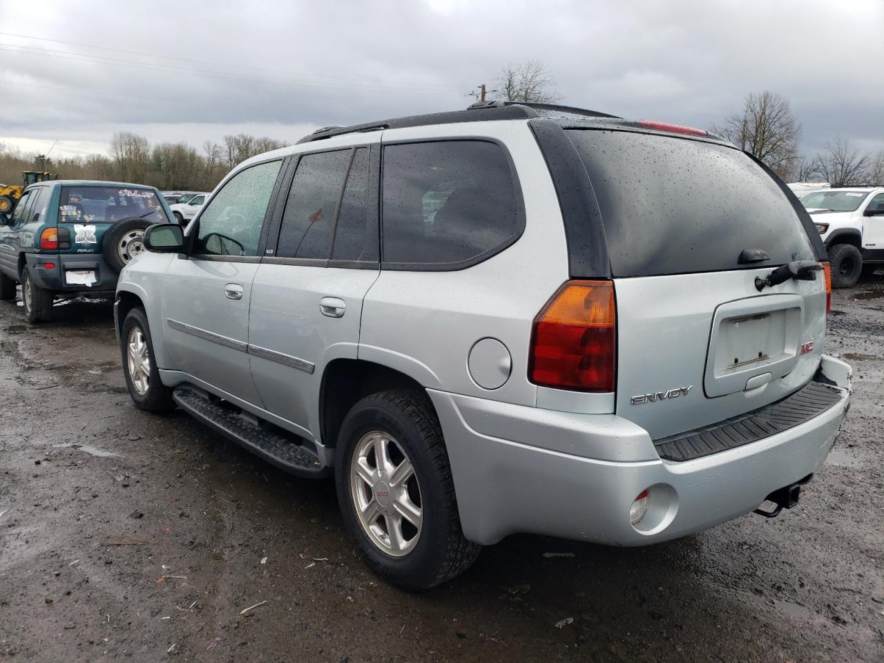 Photo 1 VIN: 1GKDT13SX72128017 - GMC ENVOY 