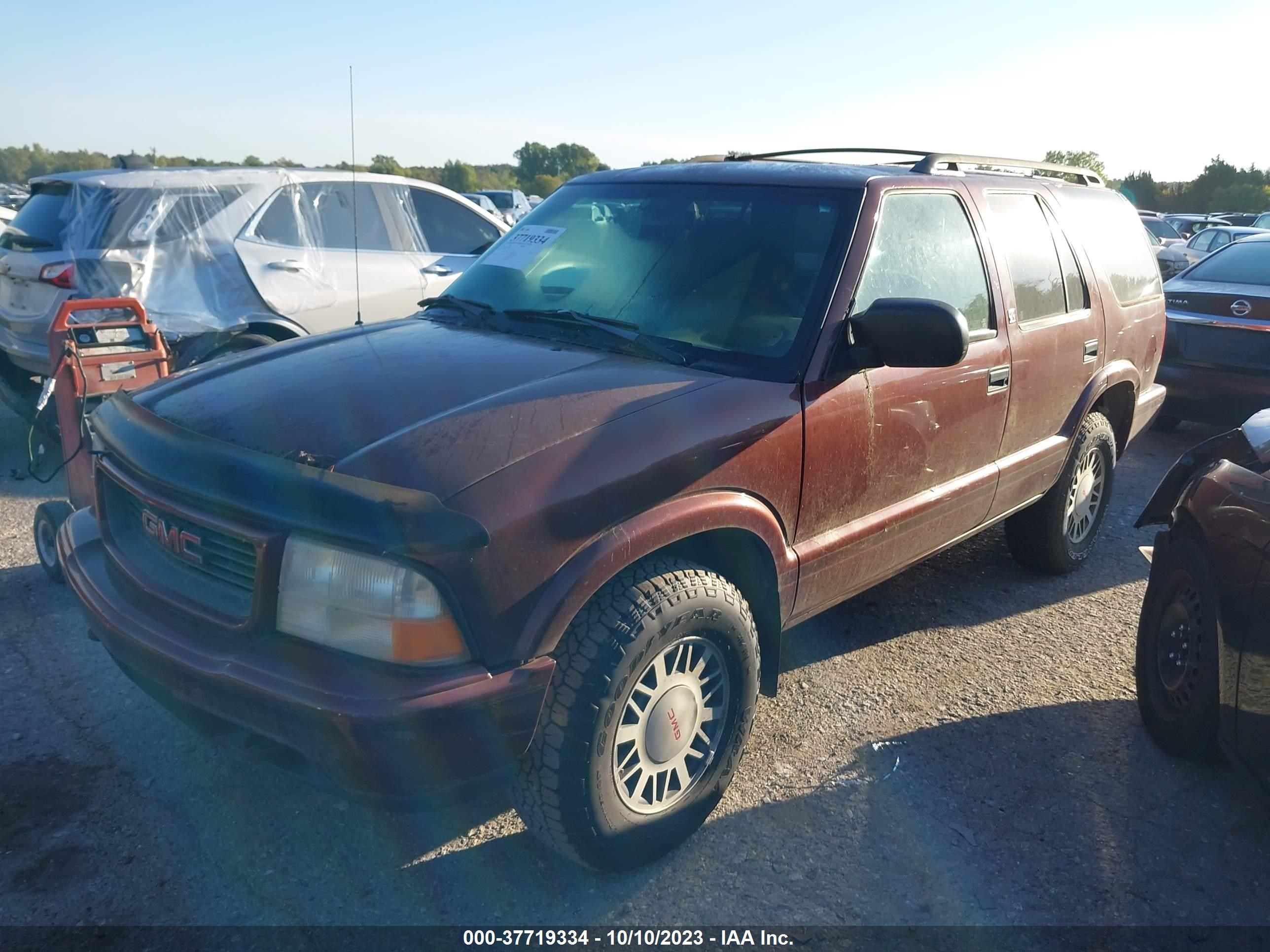 Photo 1 VIN: 1GKDT13W1W2564501 - GMC JIMMY 