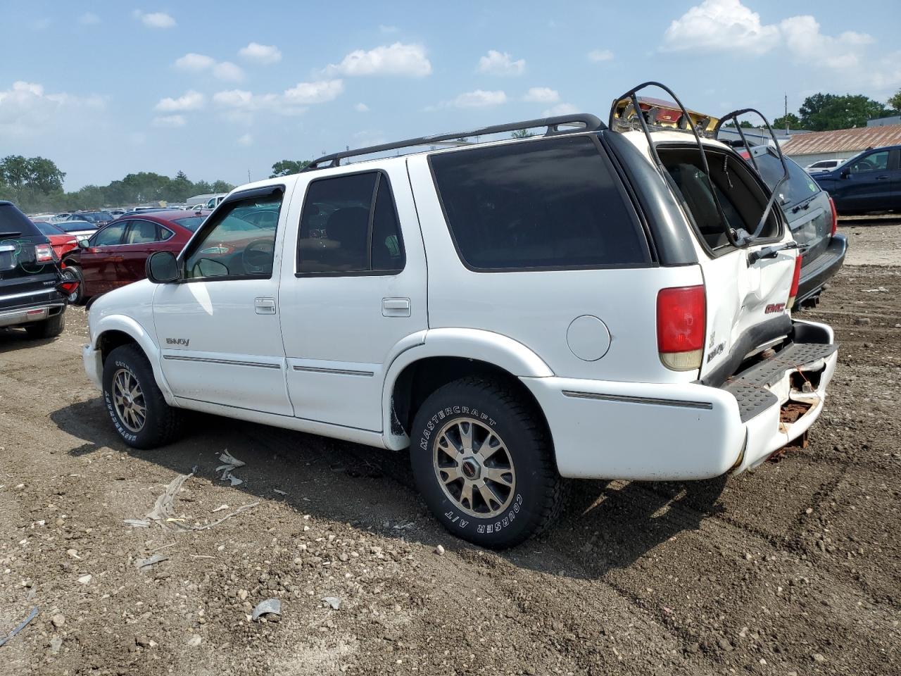 Photo 1 VIN: 1GKDT13W1W2955227 - GMC ENVOY 