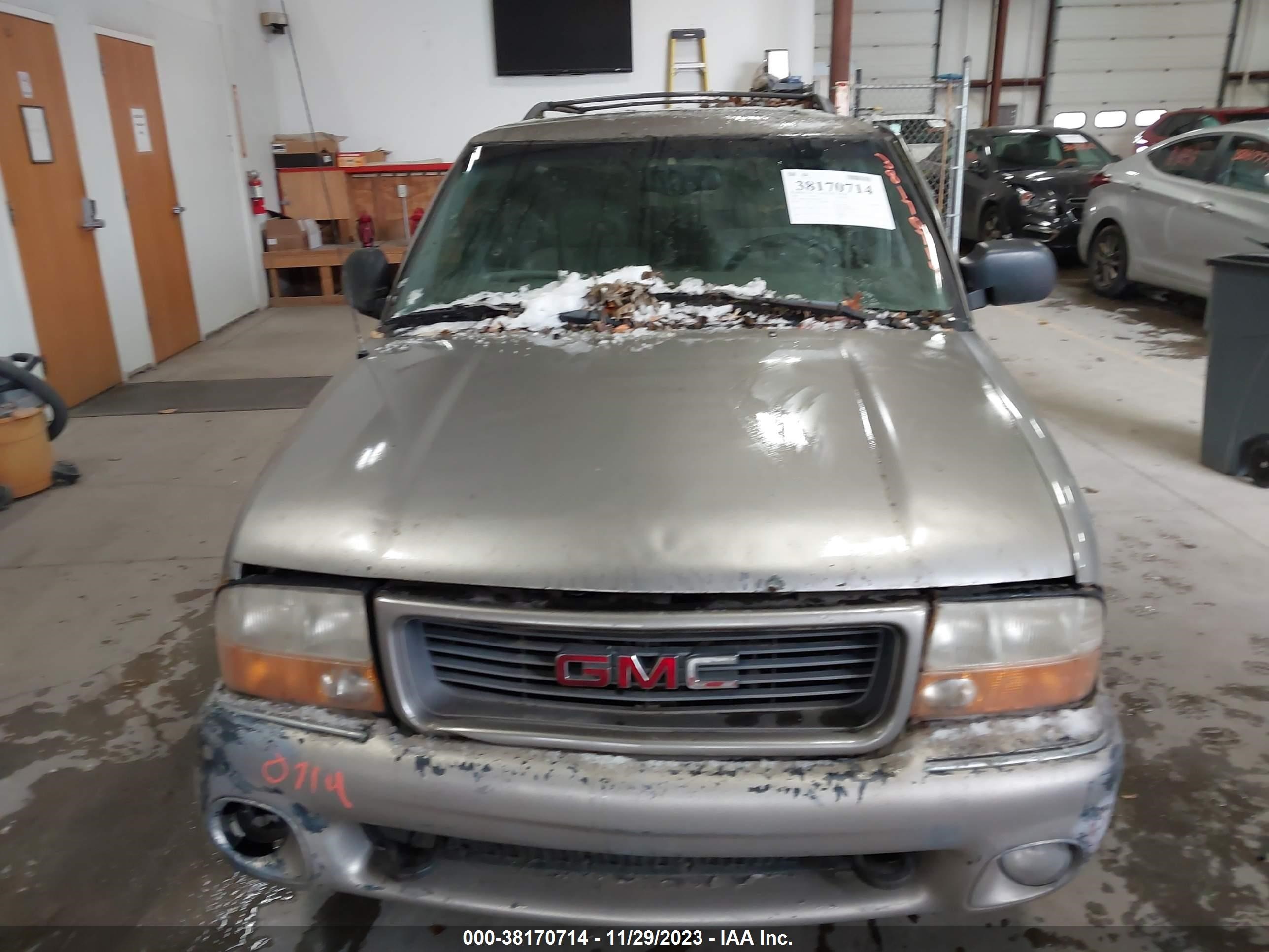 Photo 5 VIN: 1GKDT13W4W2951799 - GMC ENVOY 