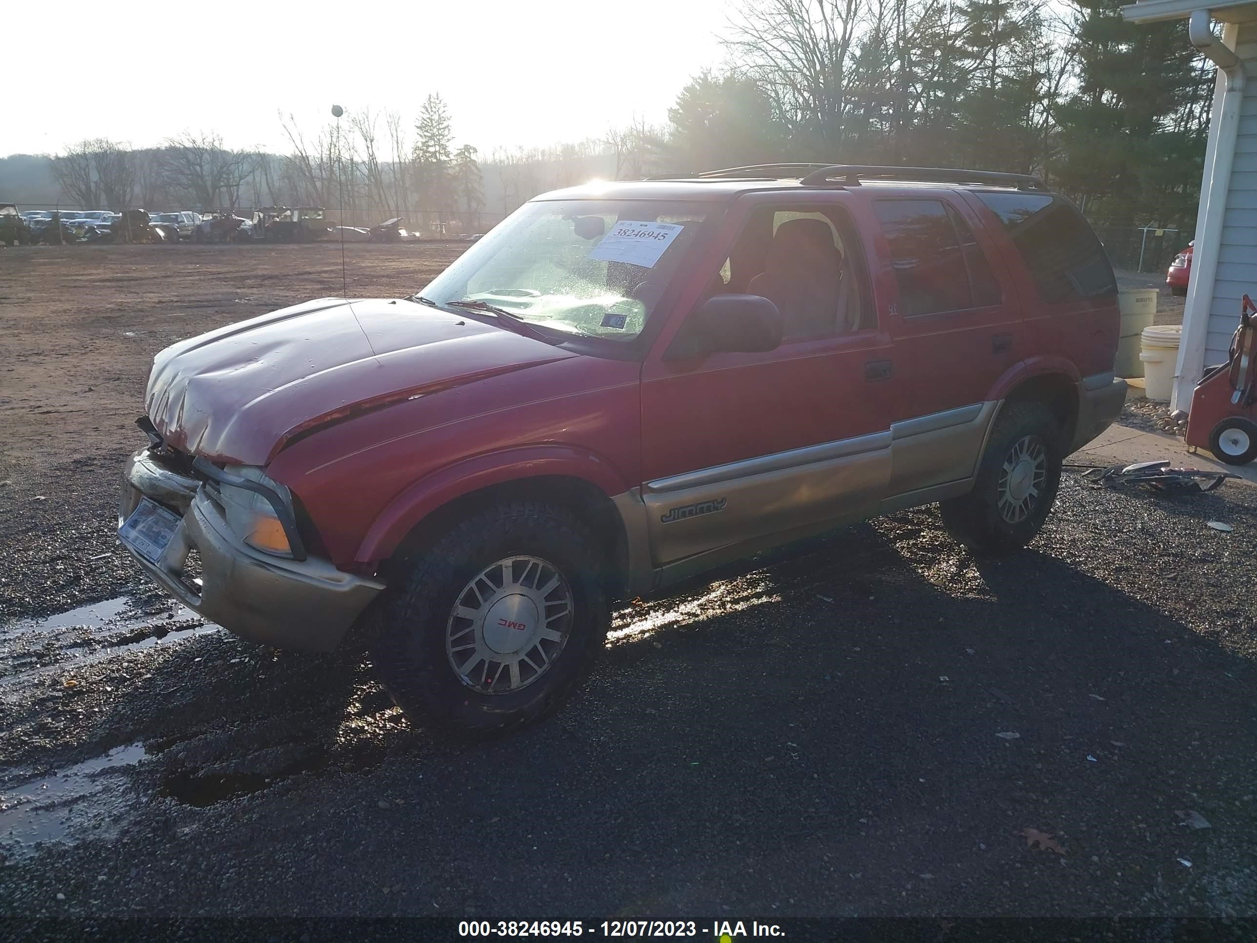 Photo 1 VIN: 1GKDT13W6X2512492 - GMC JIMMY 